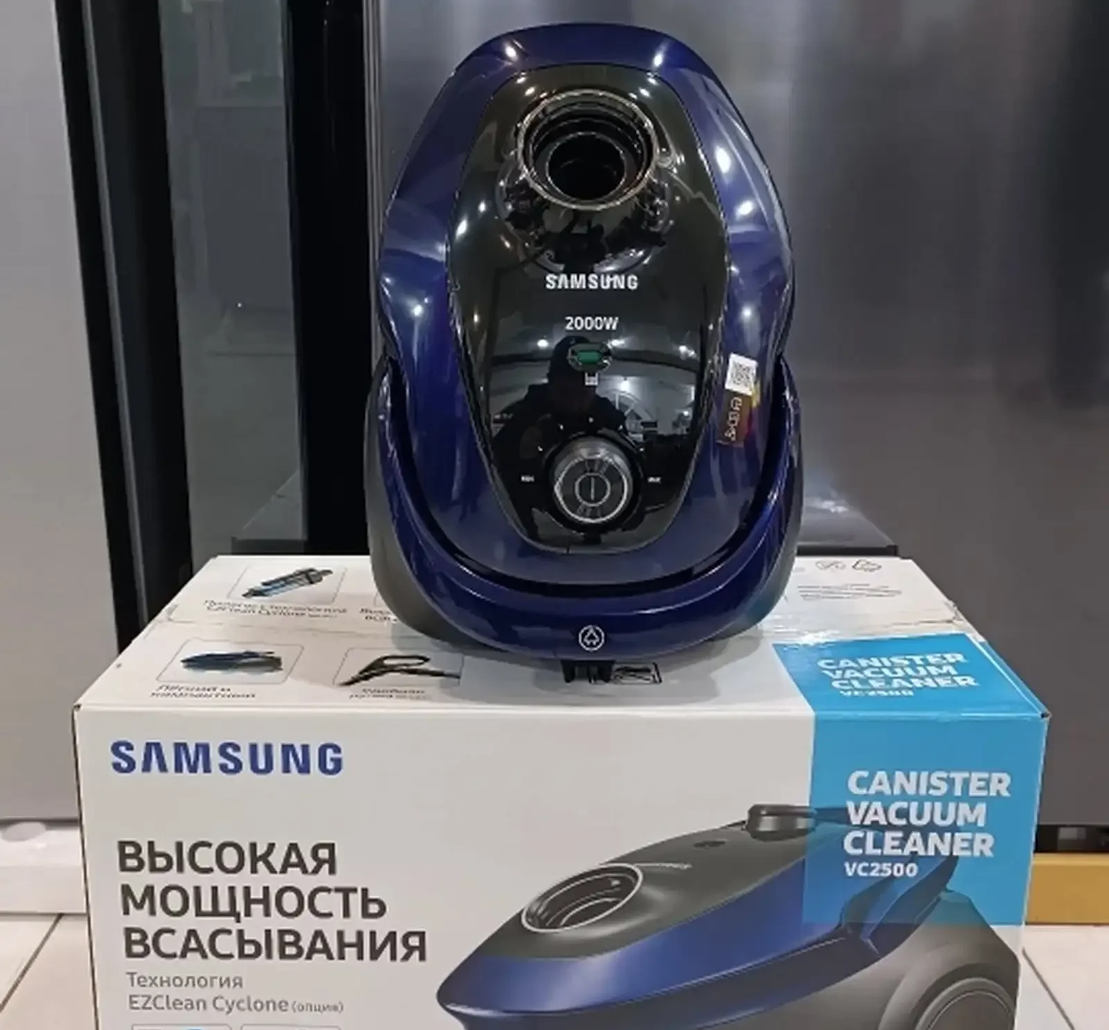 Пылесос Samsung-SC20M257AWR