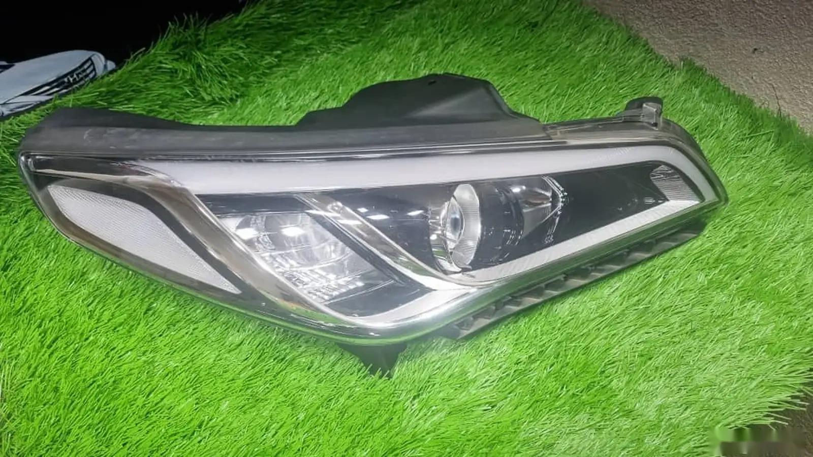 Фара Hyundai Sonata lf 2015-2019 — фото 2