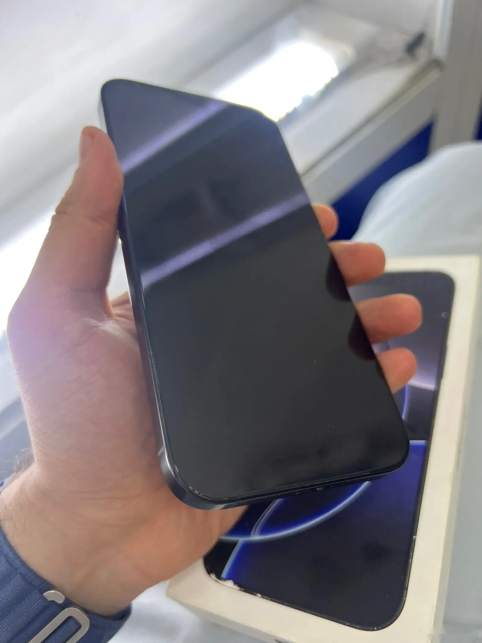 Apple iPhone 16 Pro Max, 256 gb, Black Titanium — фото 4