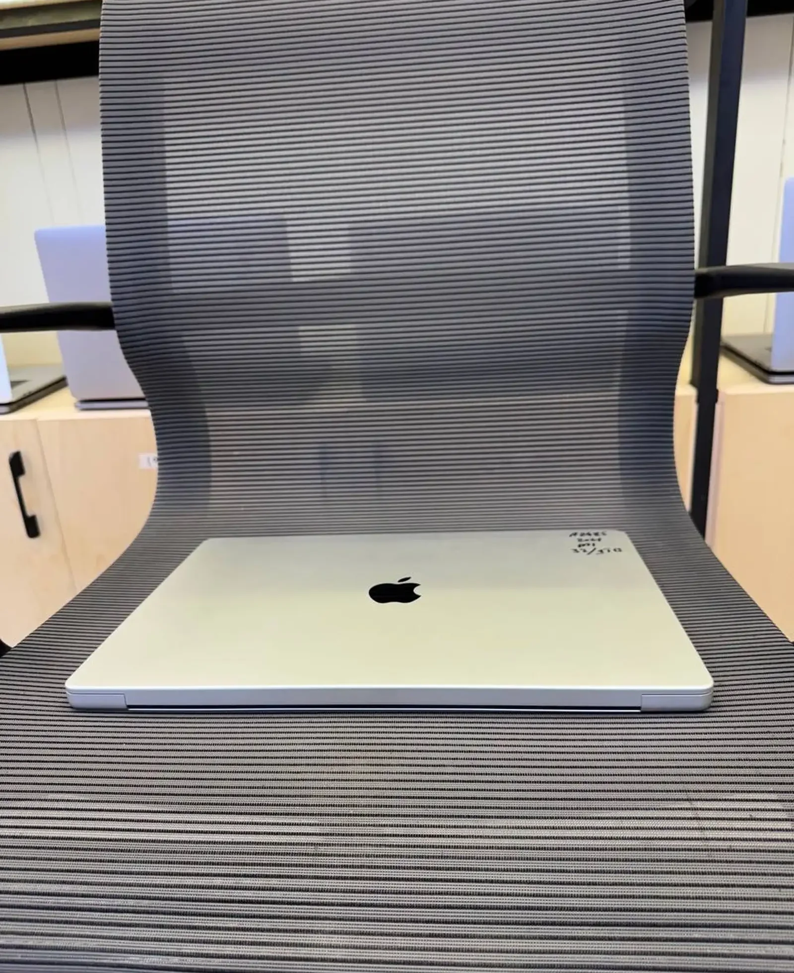 Ноутбук MacBook Pro 16 2021 M1 Pro 32/1TB