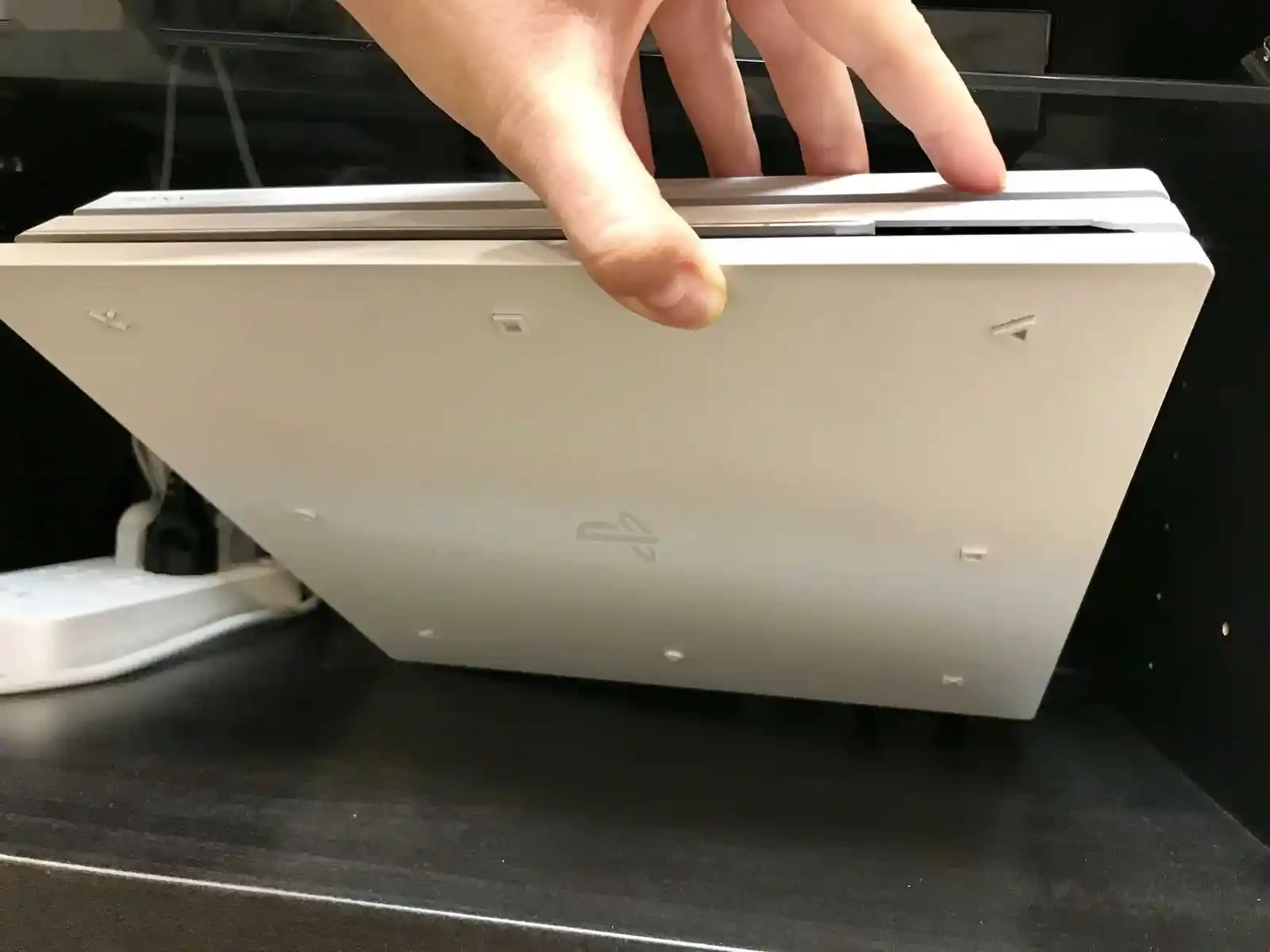 Игровая приставка Sony PlayStation 4 pro — фото 3