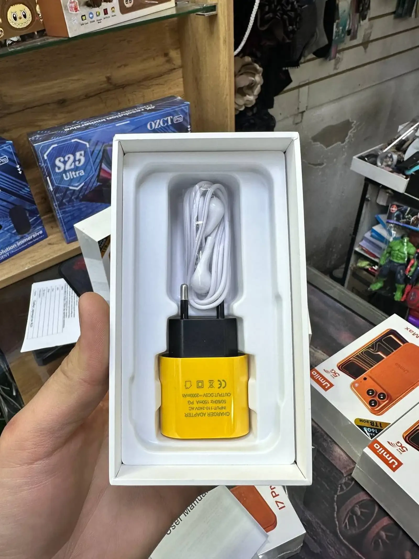 Телефон Mini iPhone 17 pro max 16/1T orange — фото 6