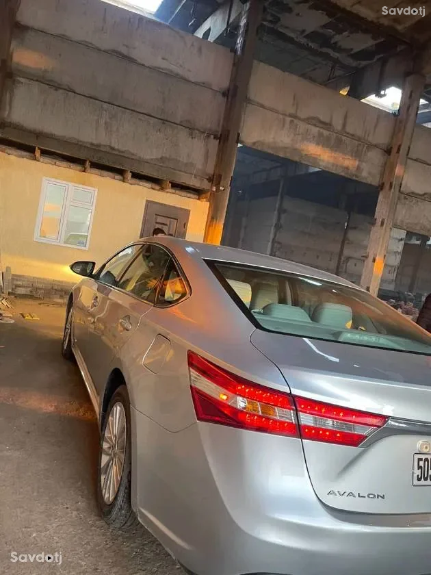 Toyota Avalon 2014