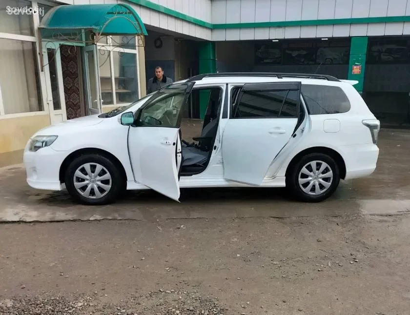 Toyota Verso 2010