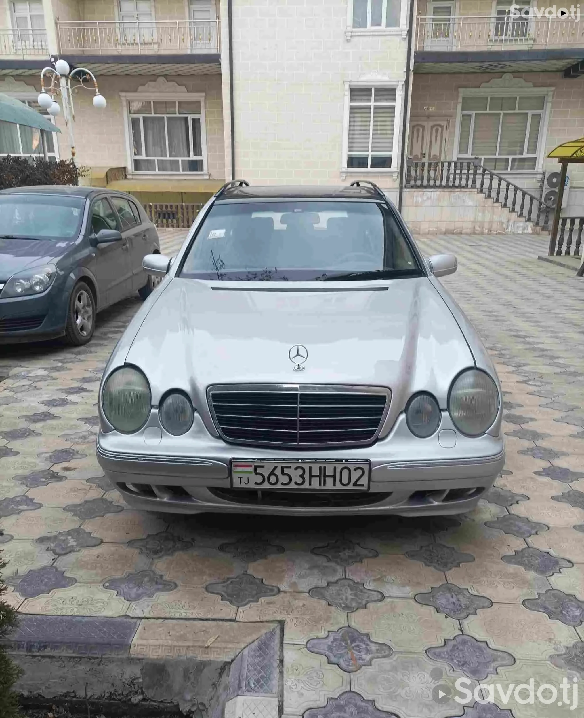 Mercedes-benz E class 2001