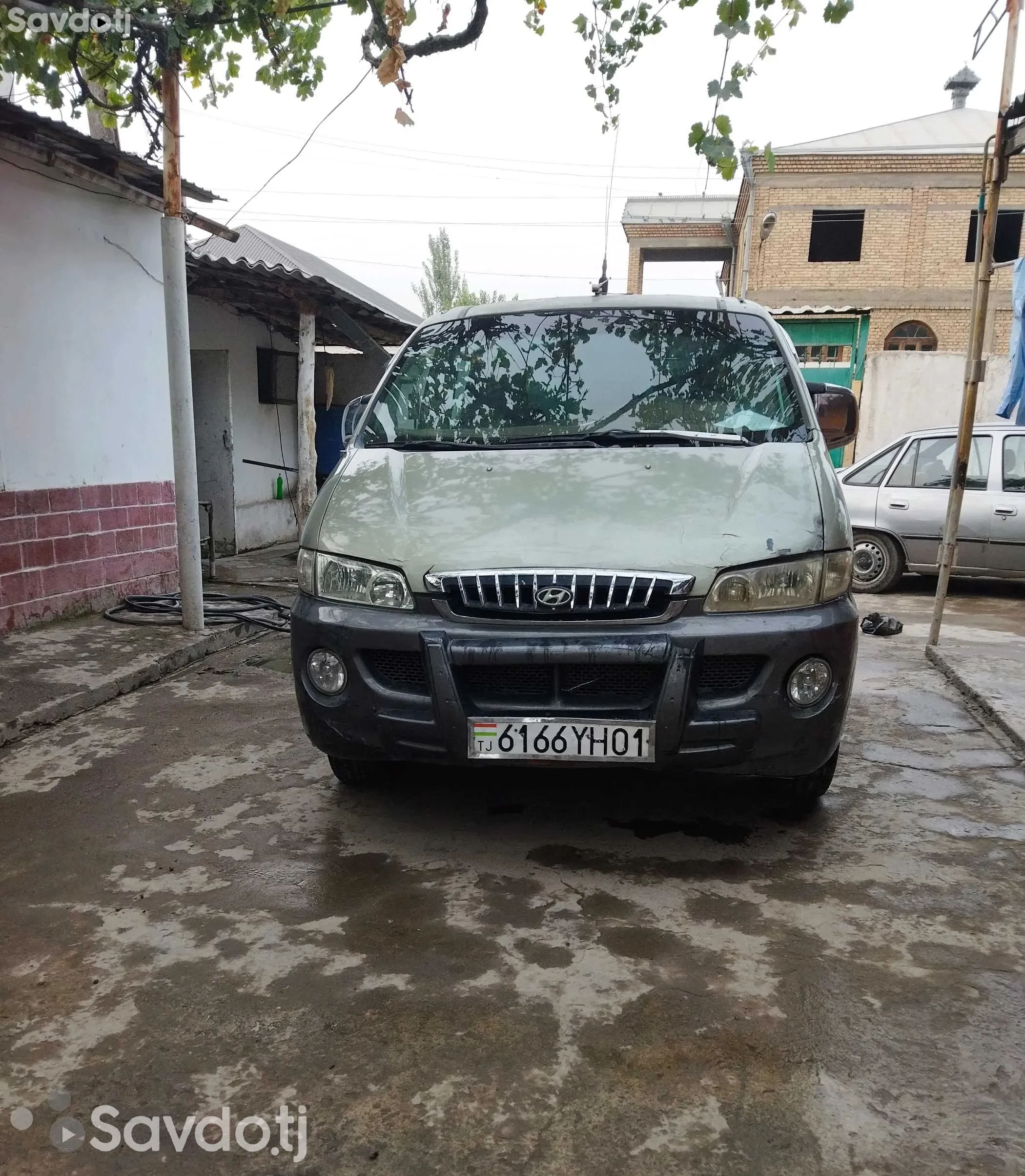 Hyundai Starex 2000