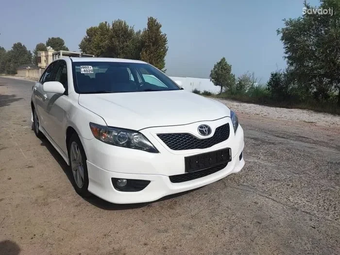 Toyota Camry 2011