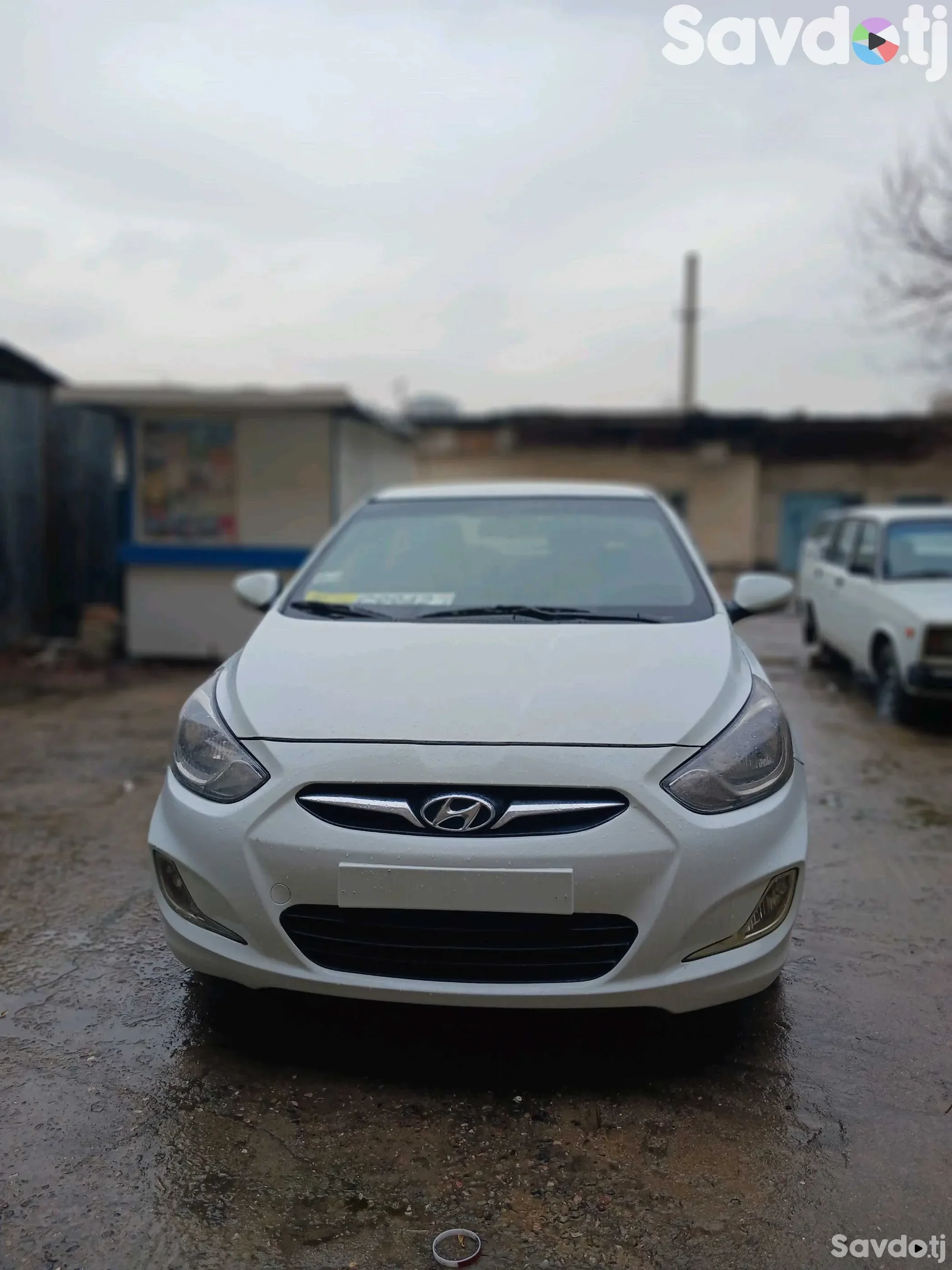 Hyundai Accent 2012