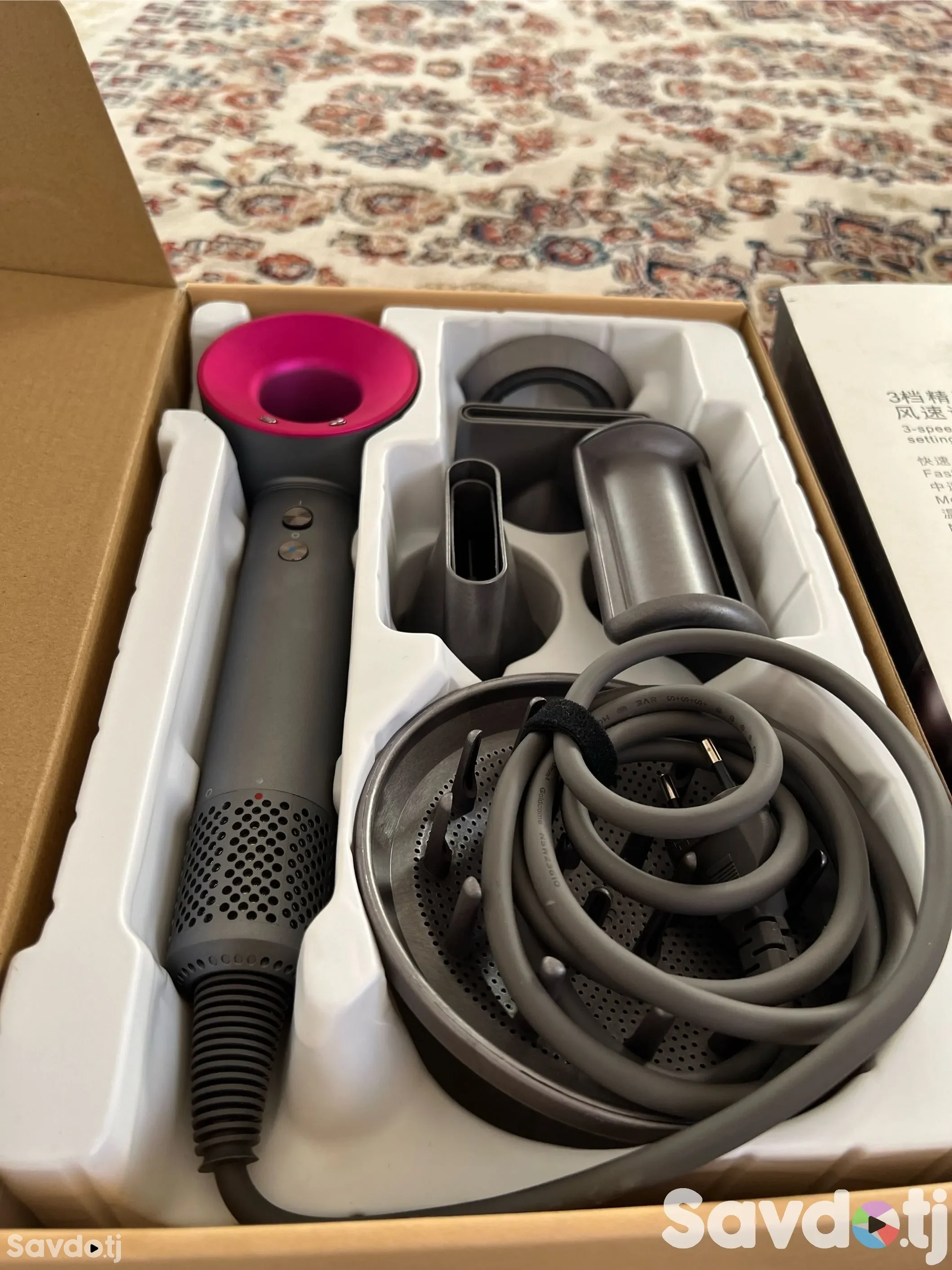   Фен Dyson с 5 насадками 