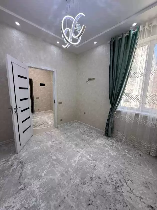 3-к квартира, 6 этаж, 88 м², 8 мкр