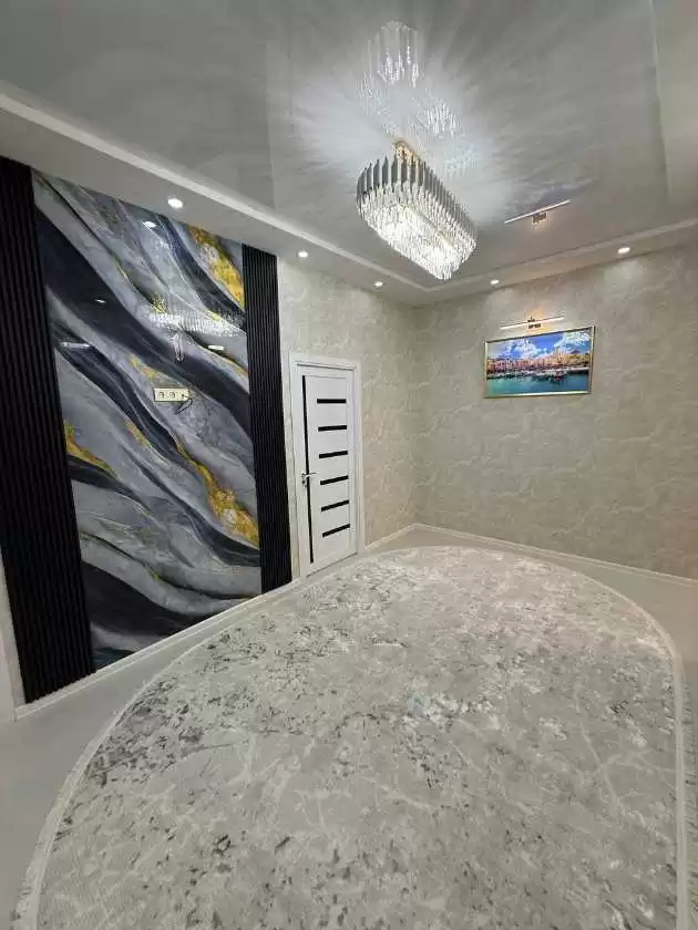 3-к квартира, 6 этаж, 88 м², 8 мкр