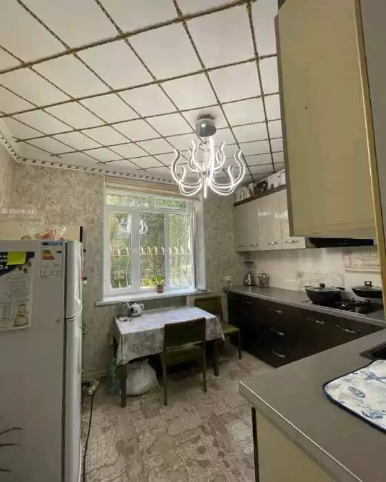 2-к квартира, 1 этаж, 85 м², Сино, 33 мкр