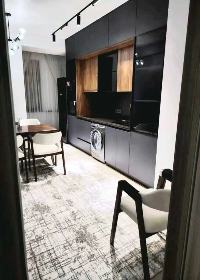 2-к квартира, 18 этаж, 88 м², Шохмансур