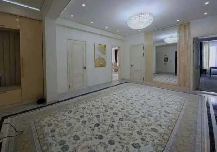 3-к квартира, 9 этаж, 124 м², Шохмансур