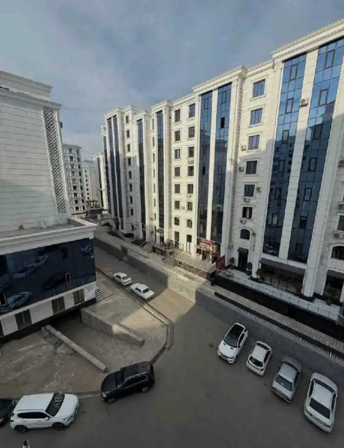 3-к квартира, 6 этаж, 120 м², Исмоил Сомони