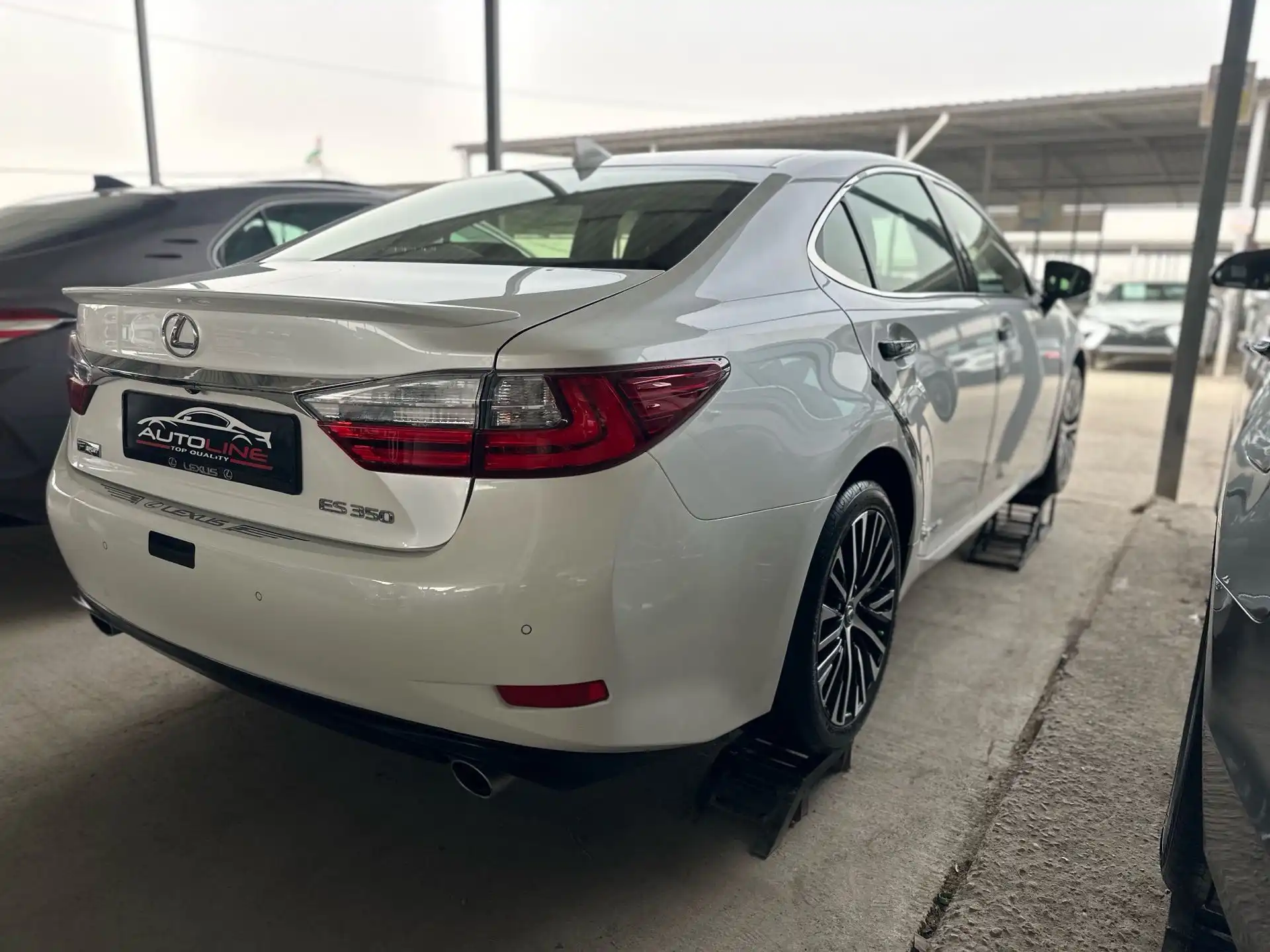 Lexus Es series 2015