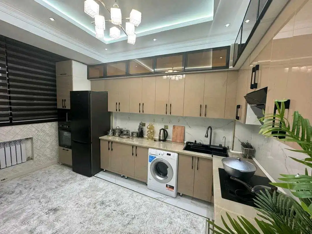 4-к квартира, 10 этаж, 110 м², Исмоили Сомони