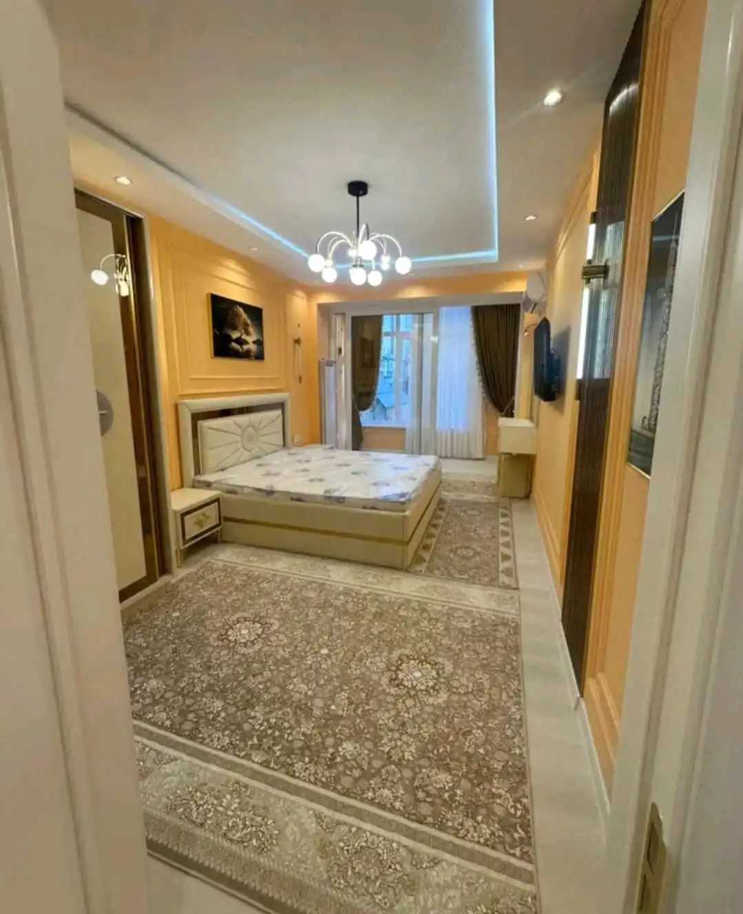 3-к квартира, 3 этаж, 100 м², Исмоили Сомони