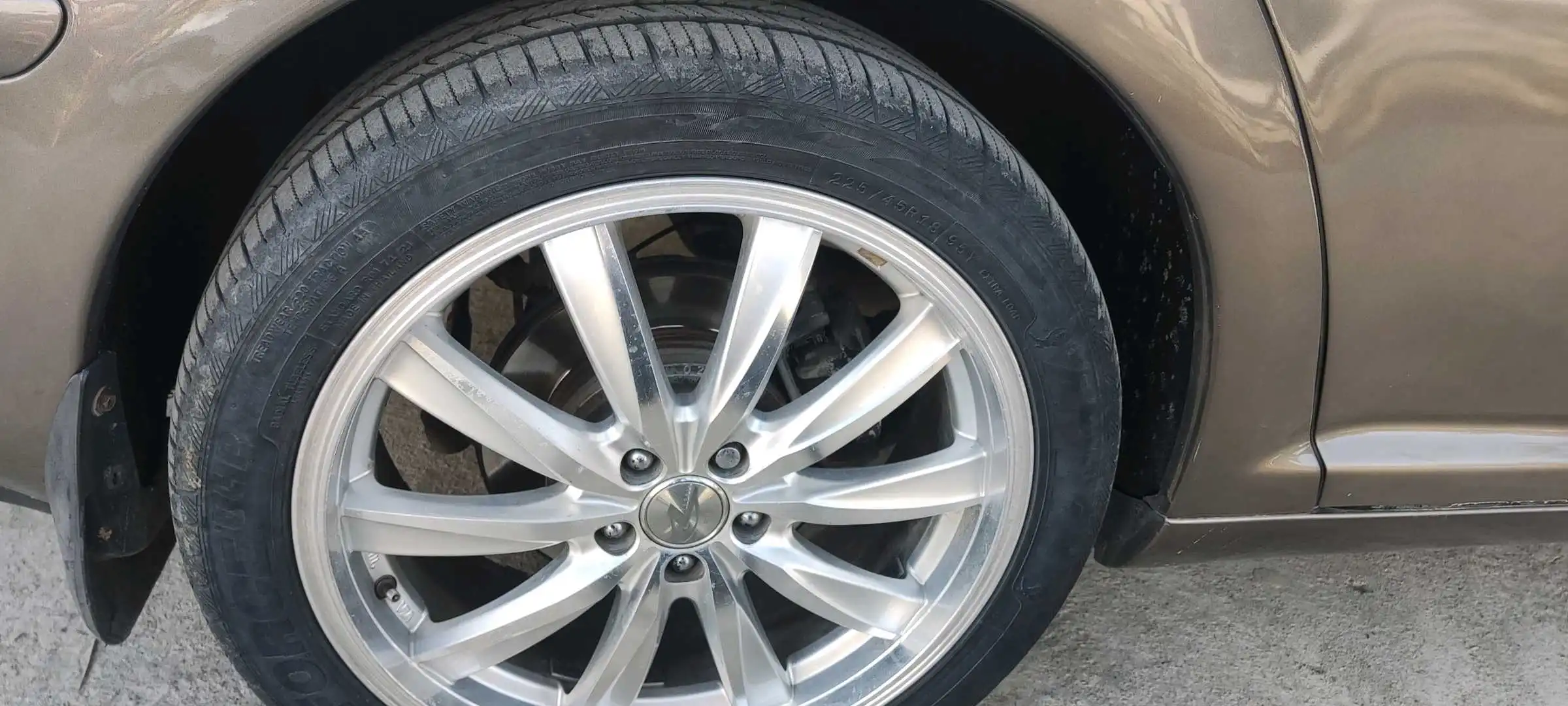 Toyota Avensis 2003
