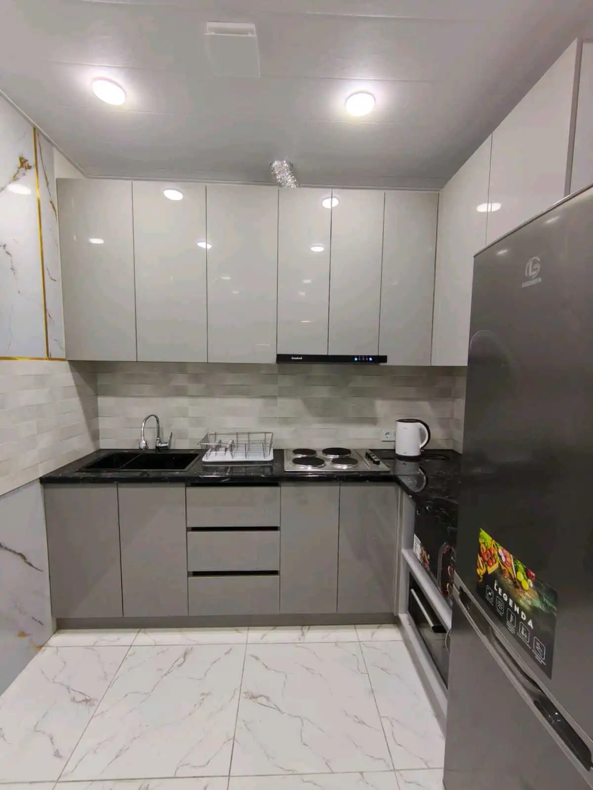 2-к квартира, 3 этаж, 60 м², Ашан. И. Сомони