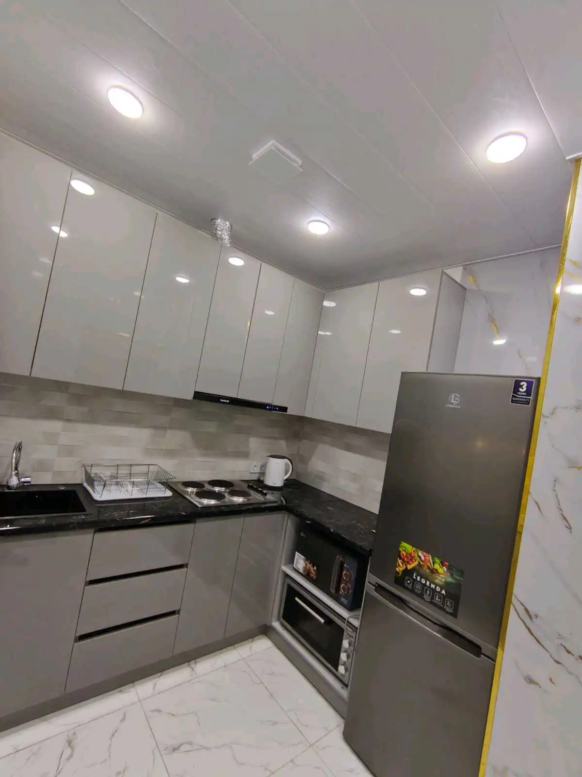 2-к квартира, 3 этаж, 60 м², Ашан. И. Сомони