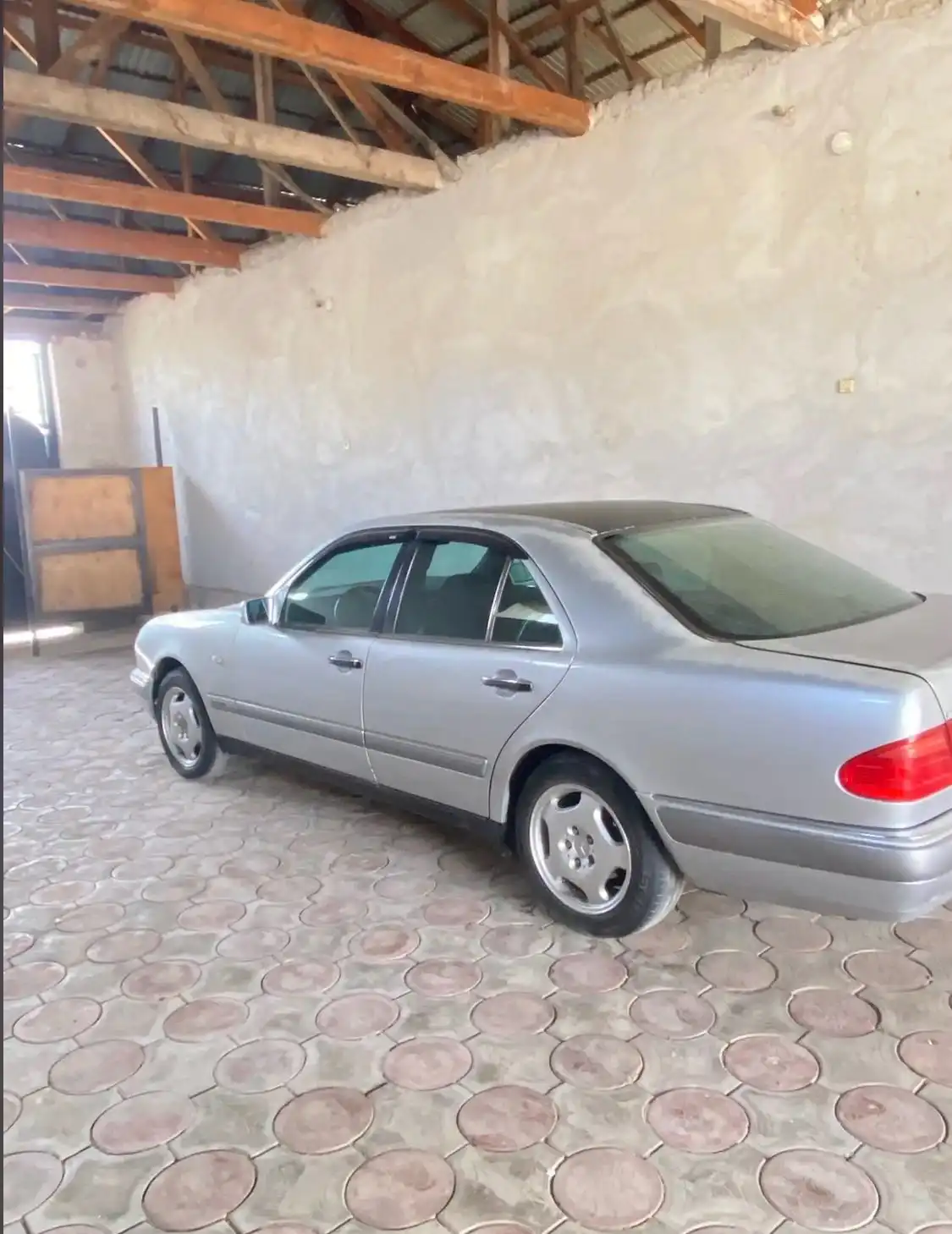 Mercedes-benz E class 1996