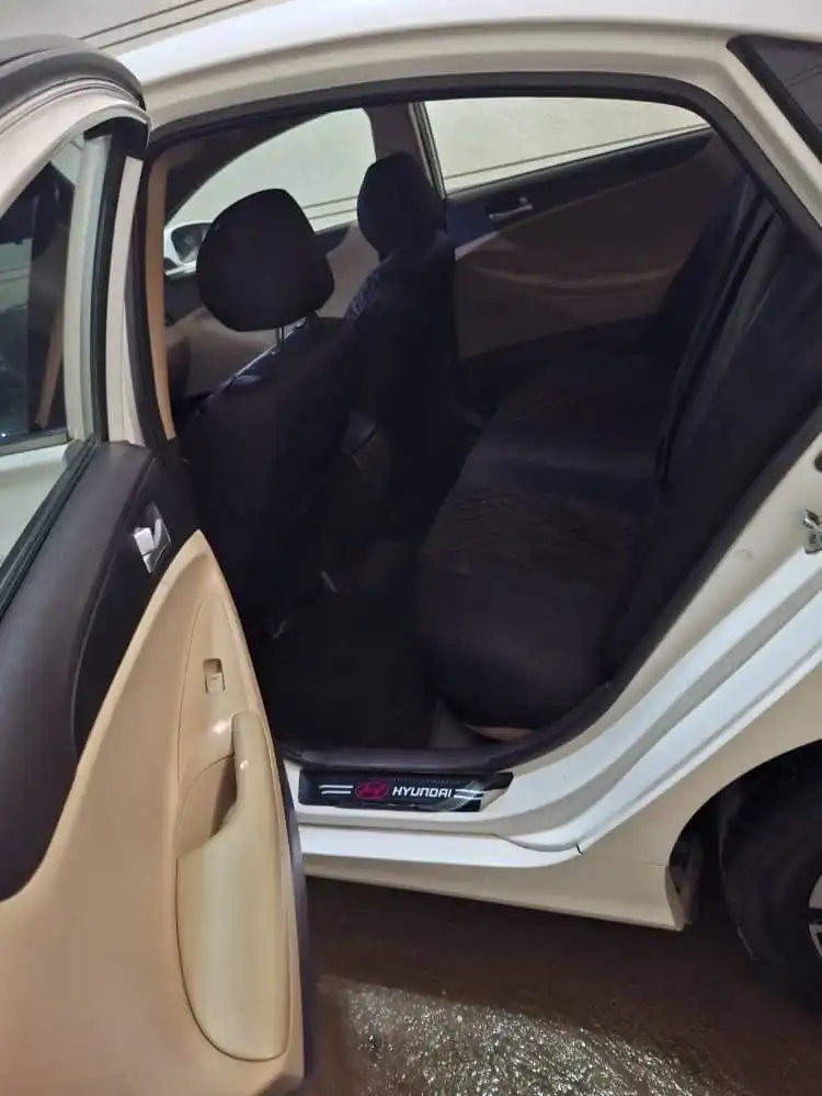 Hyundai Sonata 2010