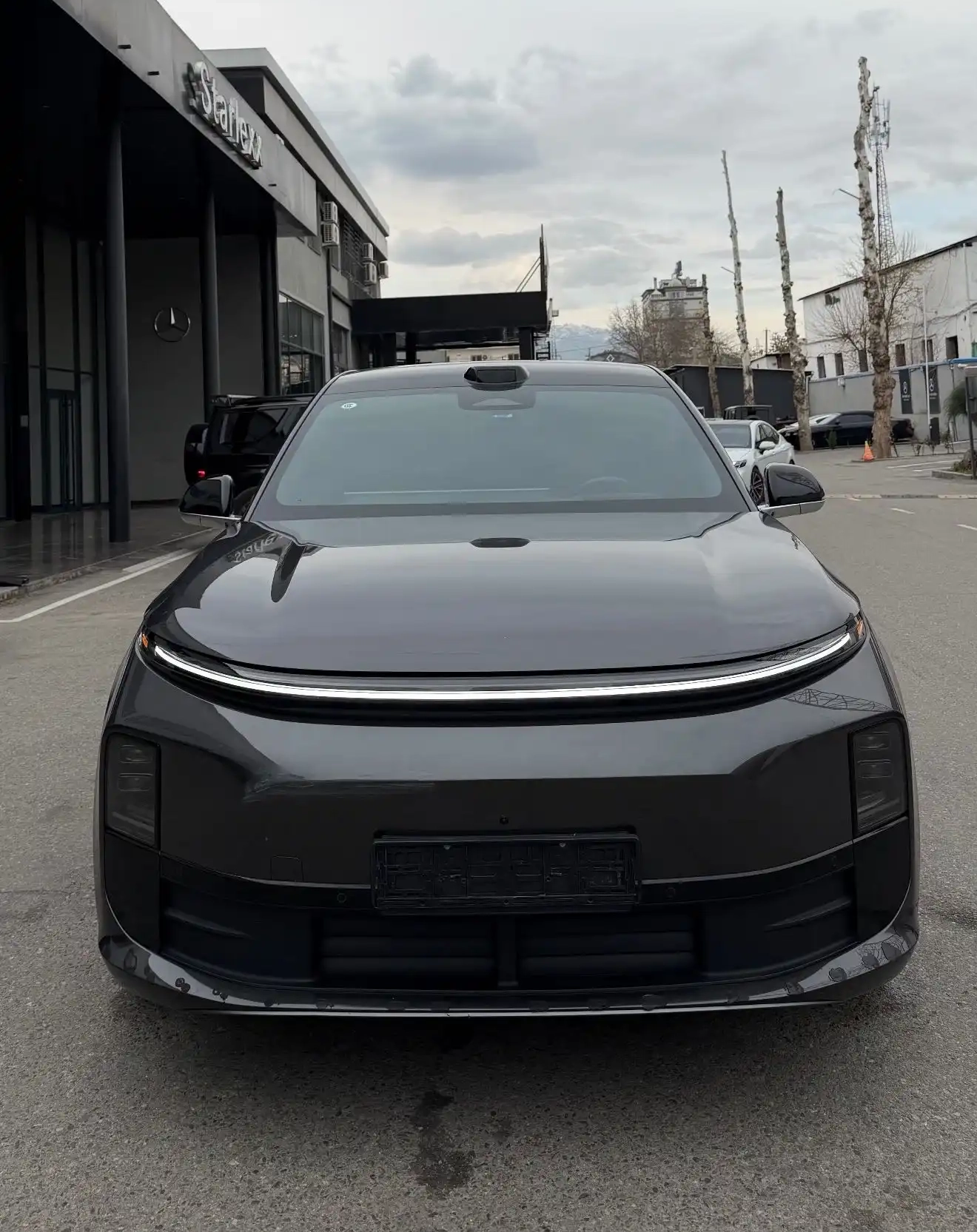 Li Auto L6 2025