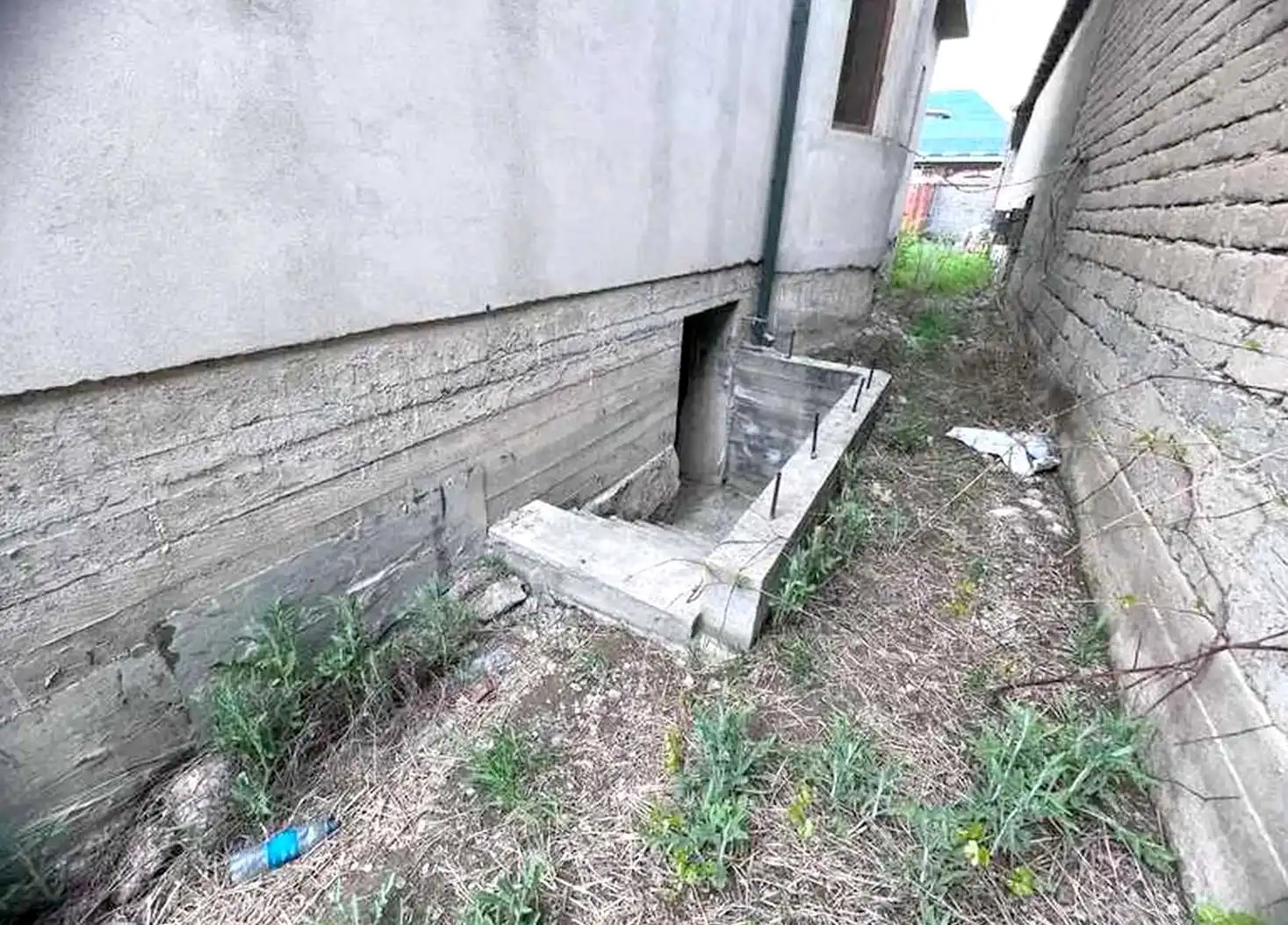 2 этажный, 8-комн. дом, 3002 м², 10 соток, Фирдавси
