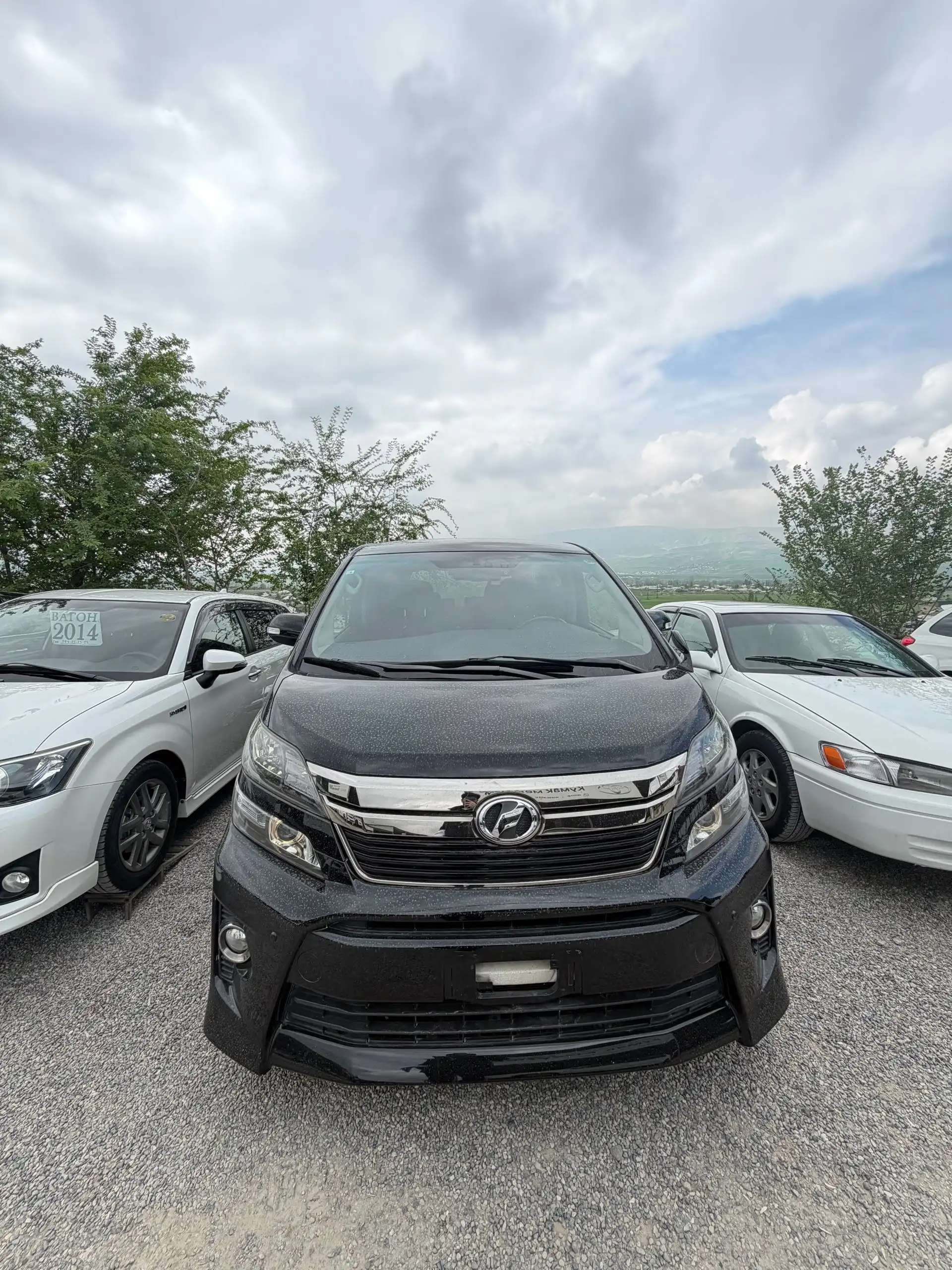 Toyota Vellfire 2014