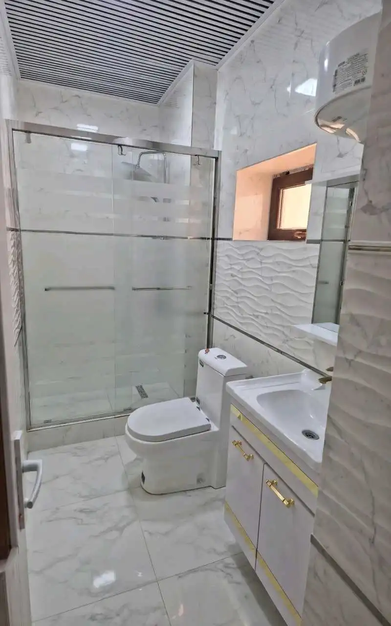 2 этажный, 6-комн. дом, 240 м², 3 соток, Сино