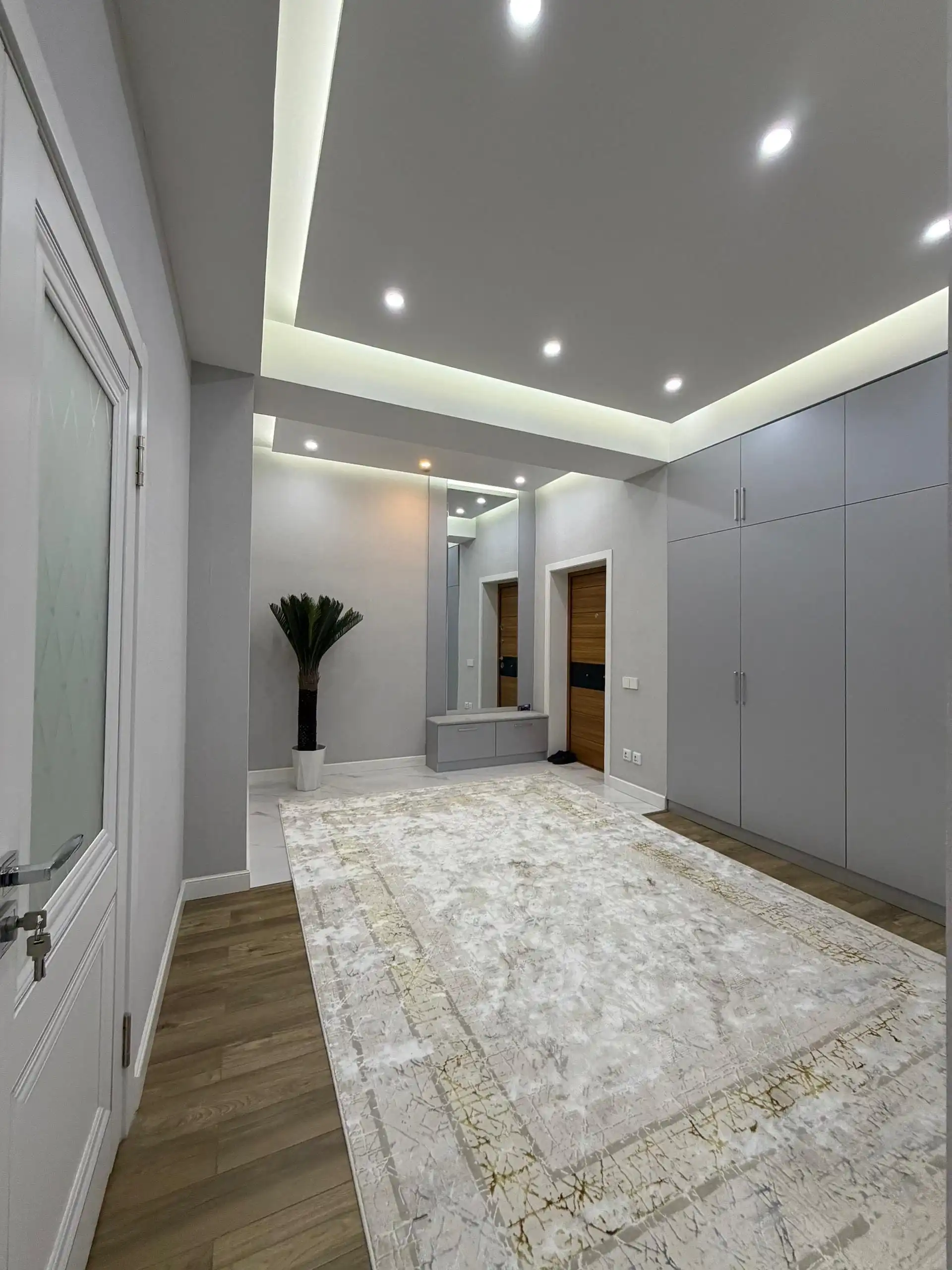 3-к квартира, 11 этаж, 111 м², скори