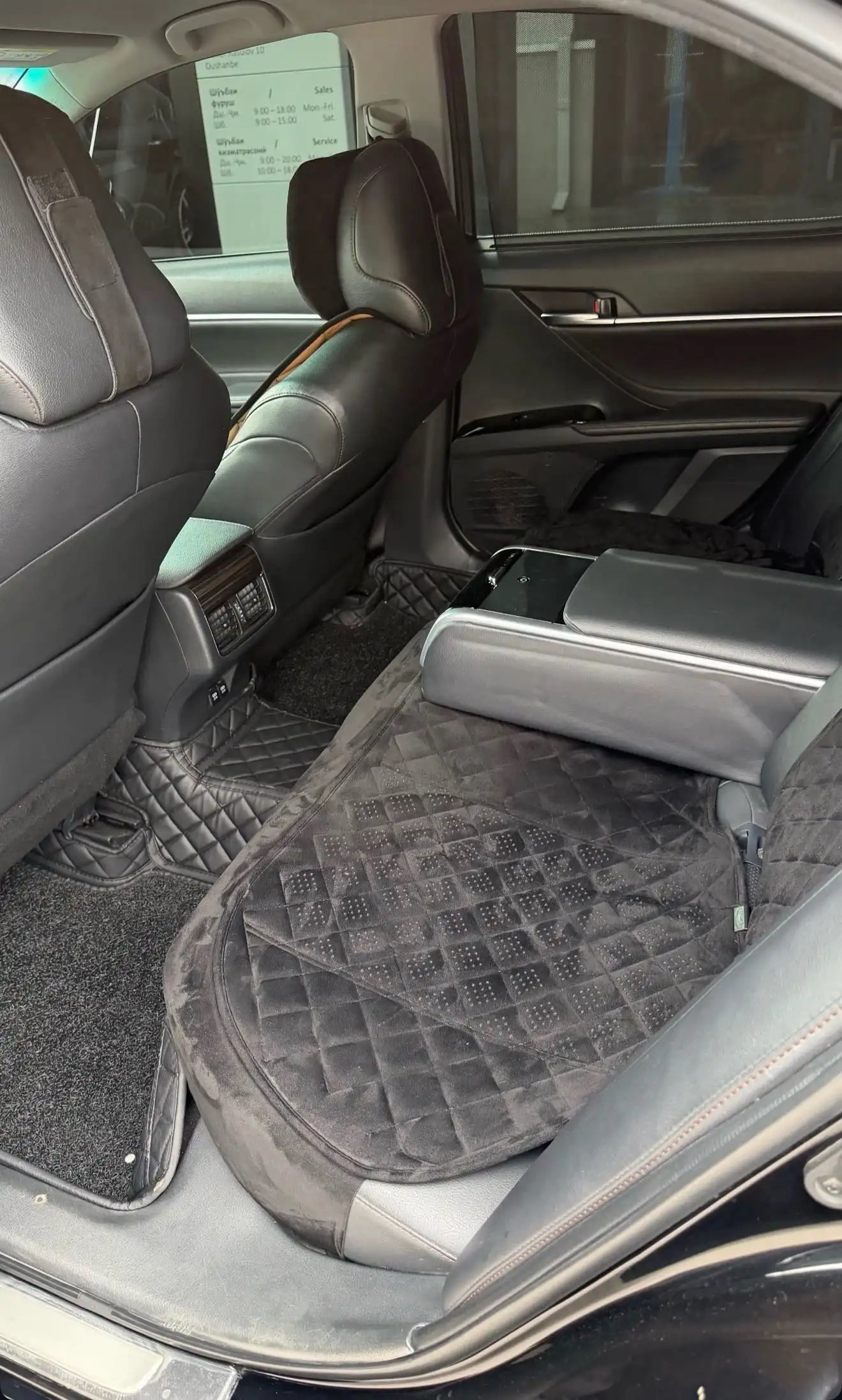 Toyota Camry 2019