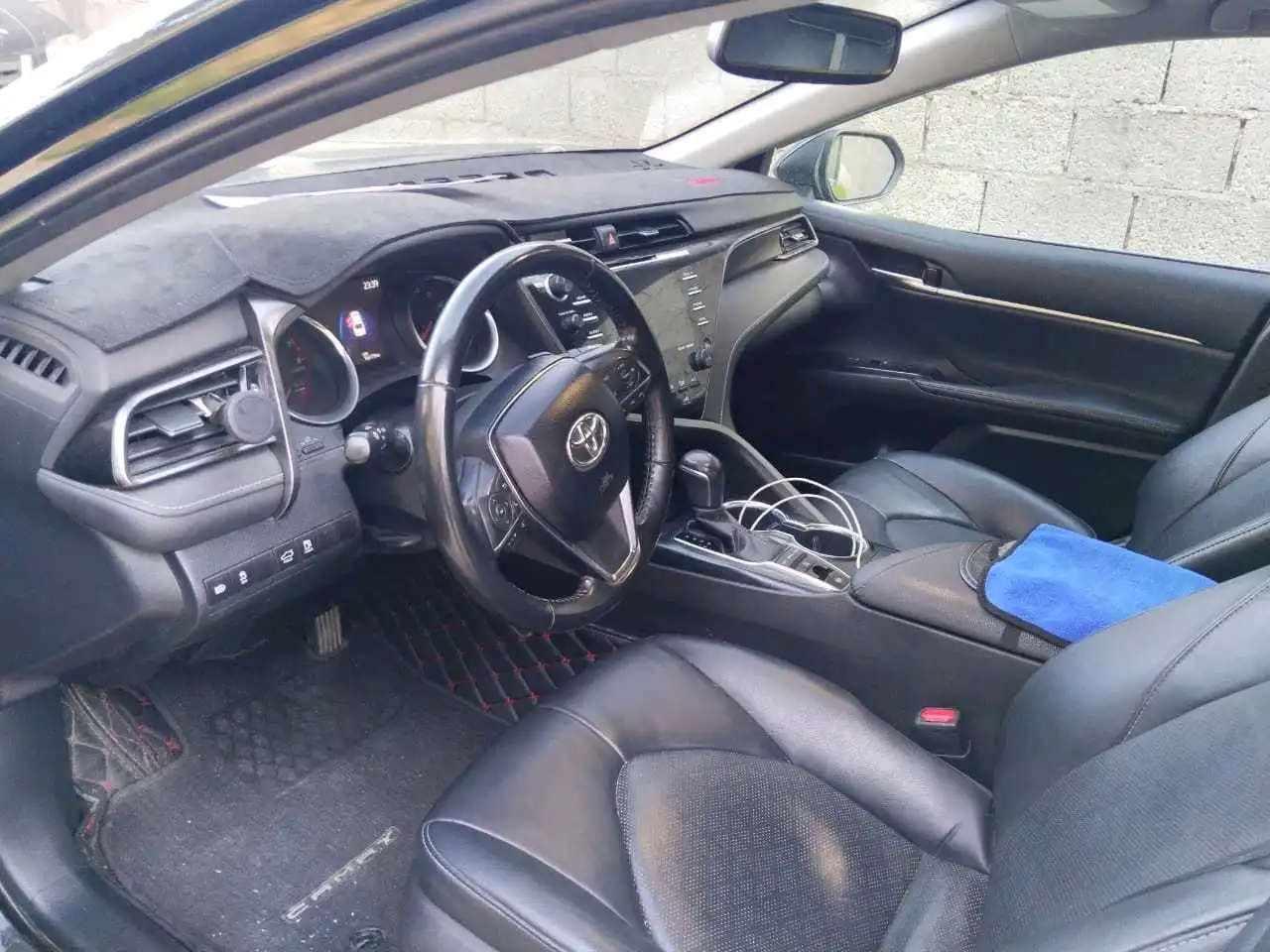 Toyota Camry 2019