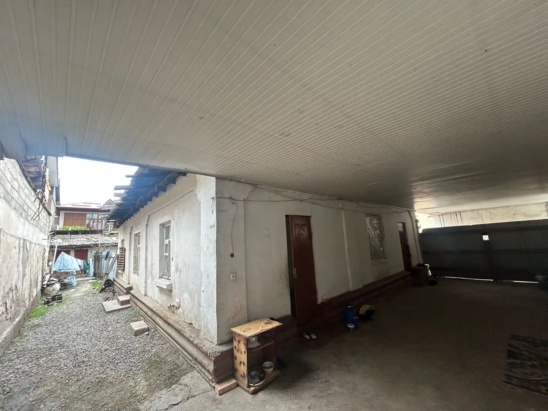 1 этажный, 9-комн. дом, 150 м², 5 соток, Сино