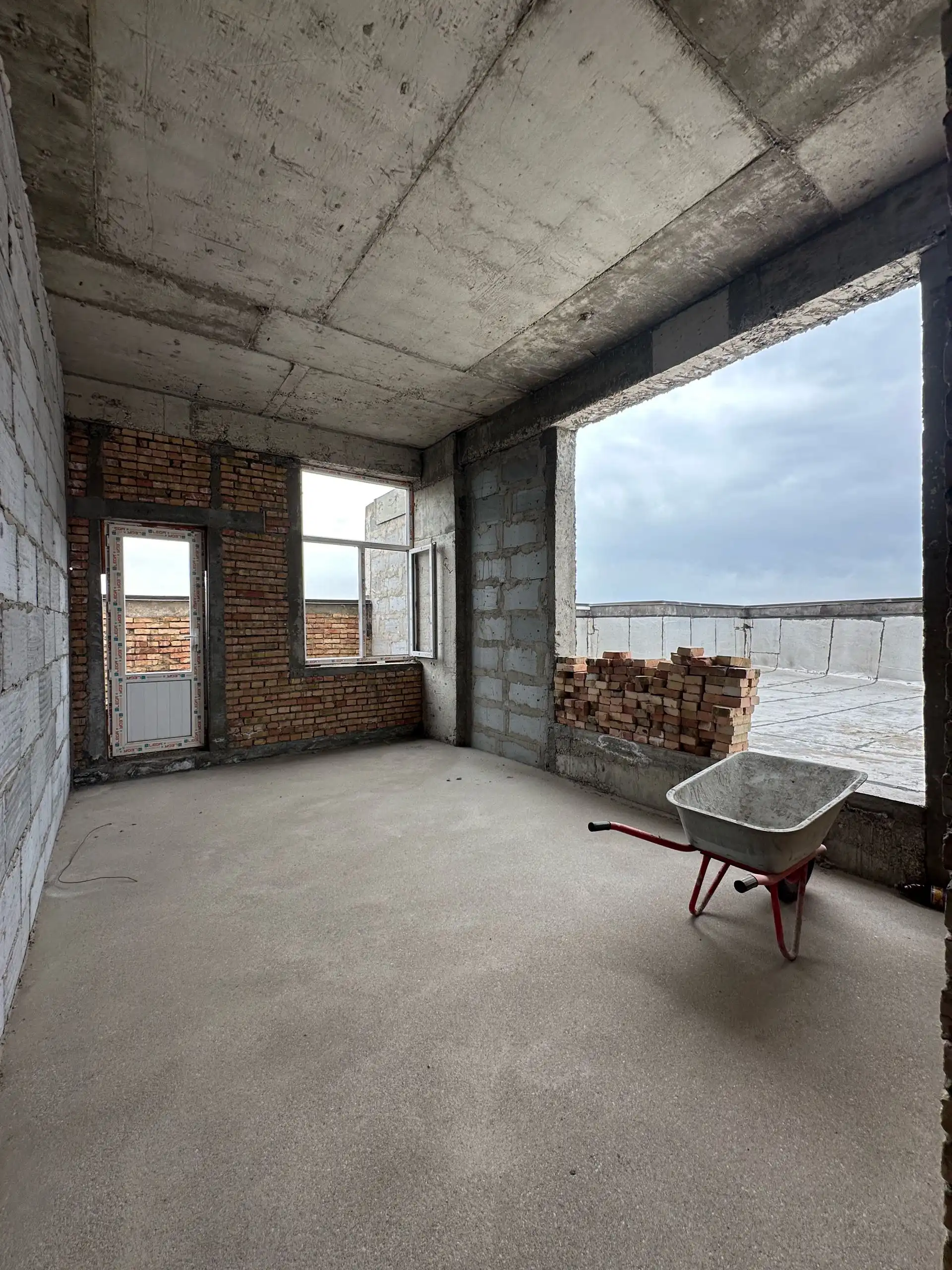 4-к квартира, 16 этаж, 230 м², Сино Казокон эстокада 82