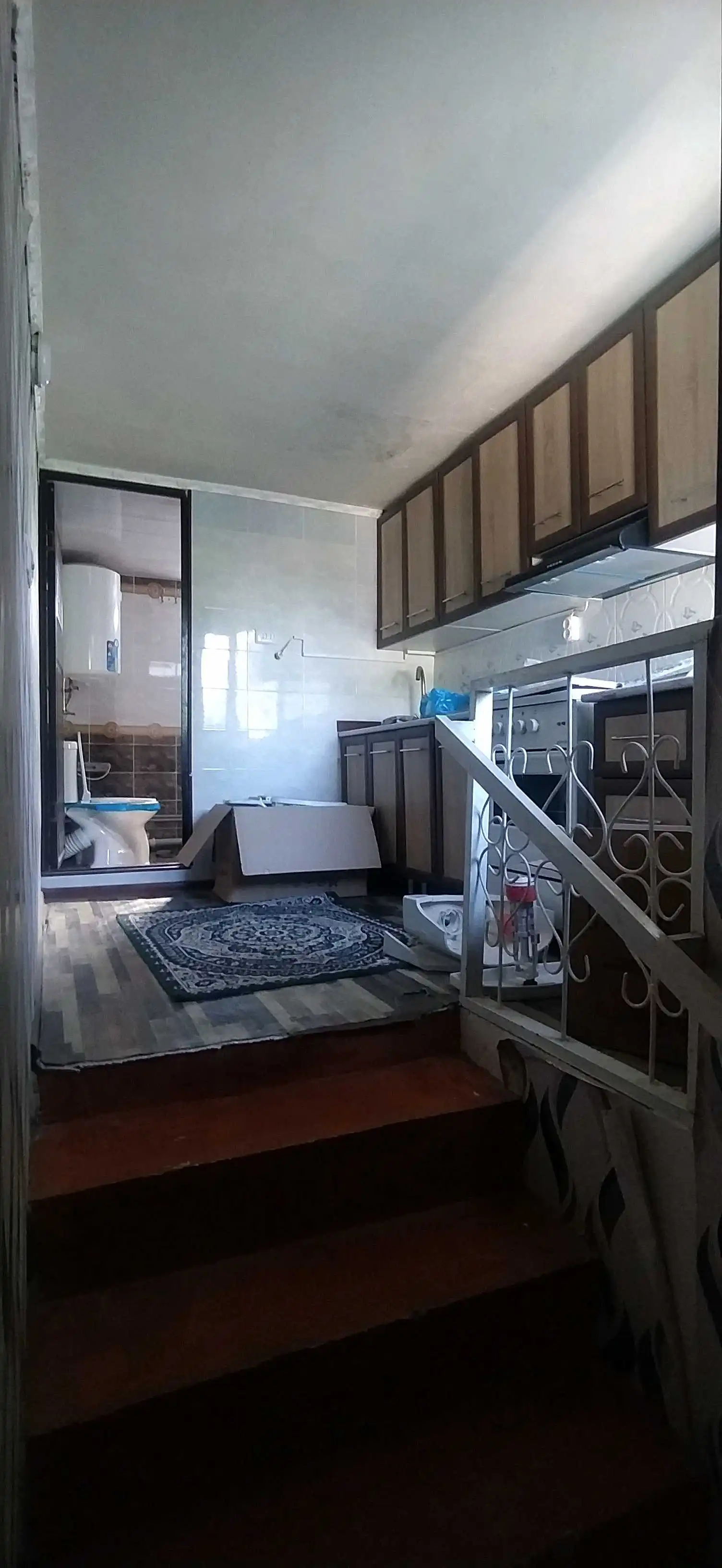 3 этажный, 5-комн. дом, 340 м², 6 соток, Шоҳмансур