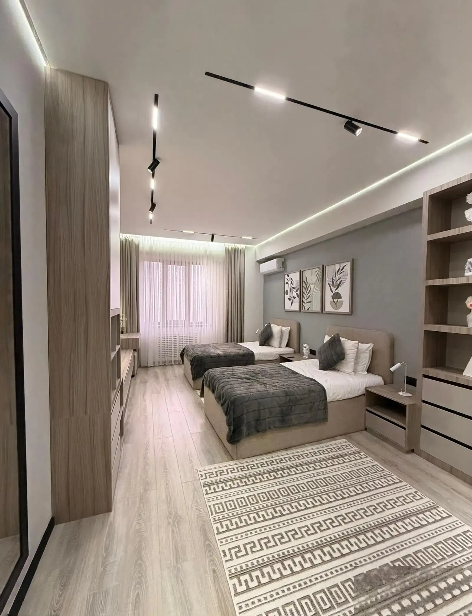 3-комн. квартира, 18 этаж, 125 м², Овир, Дом Пули Сангин, Ёвар