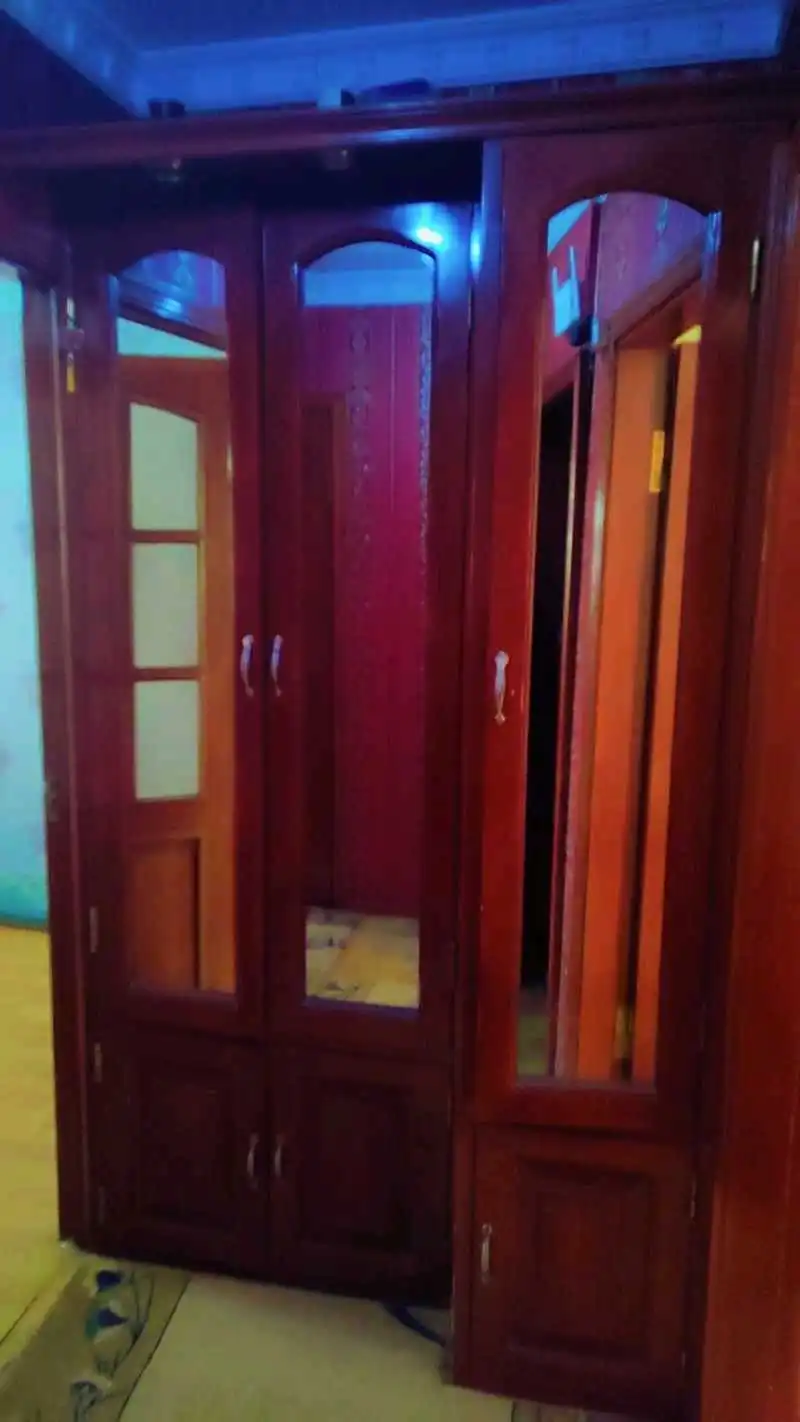 3-к квартира, 2 этаж, 48 м², 101 мкр