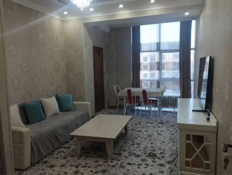 2-к квартира, 16 этаж, 52 м², Шохмансур