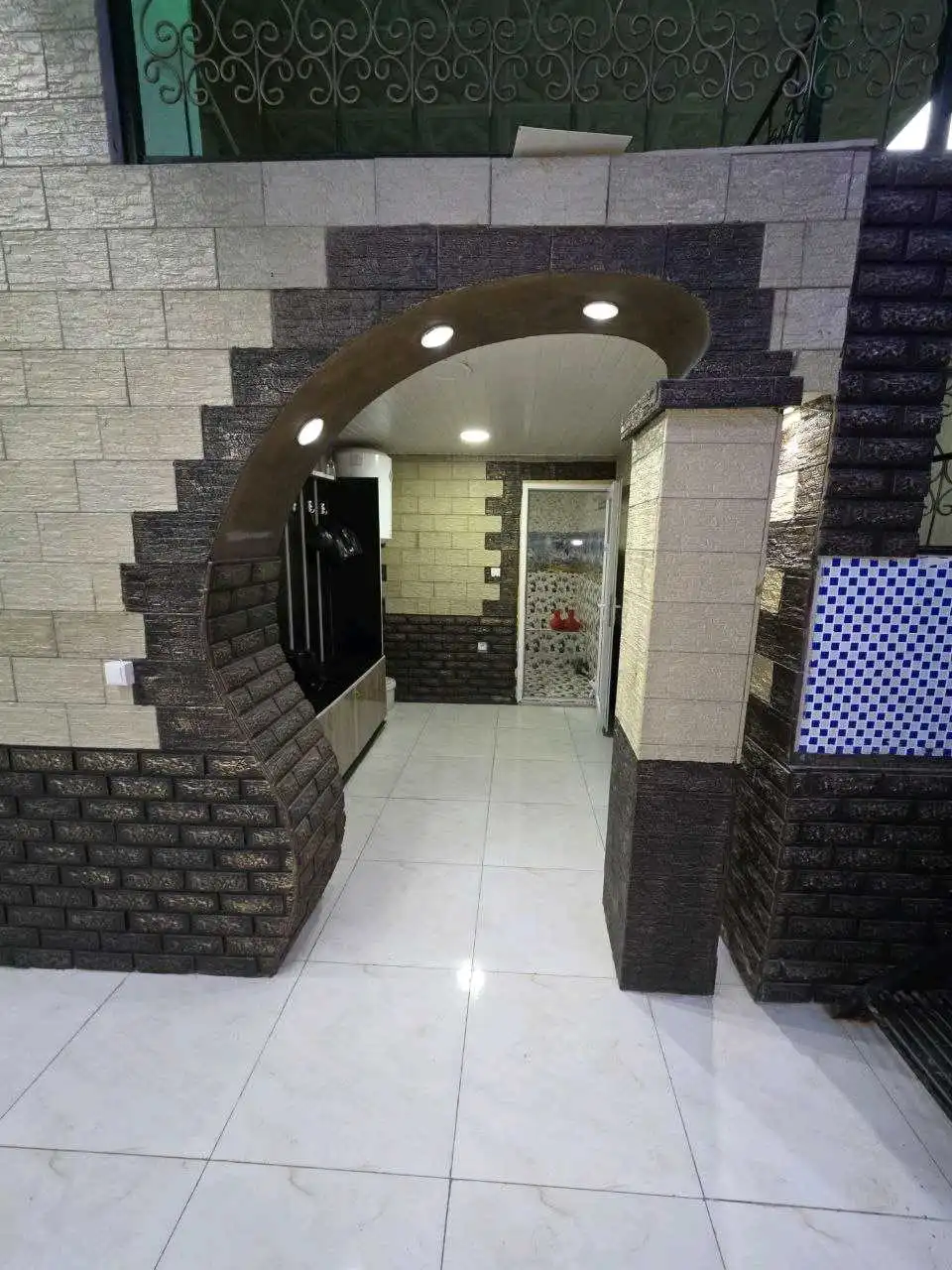 3-к квартира, Цокольный этаж, 140 м², Сино