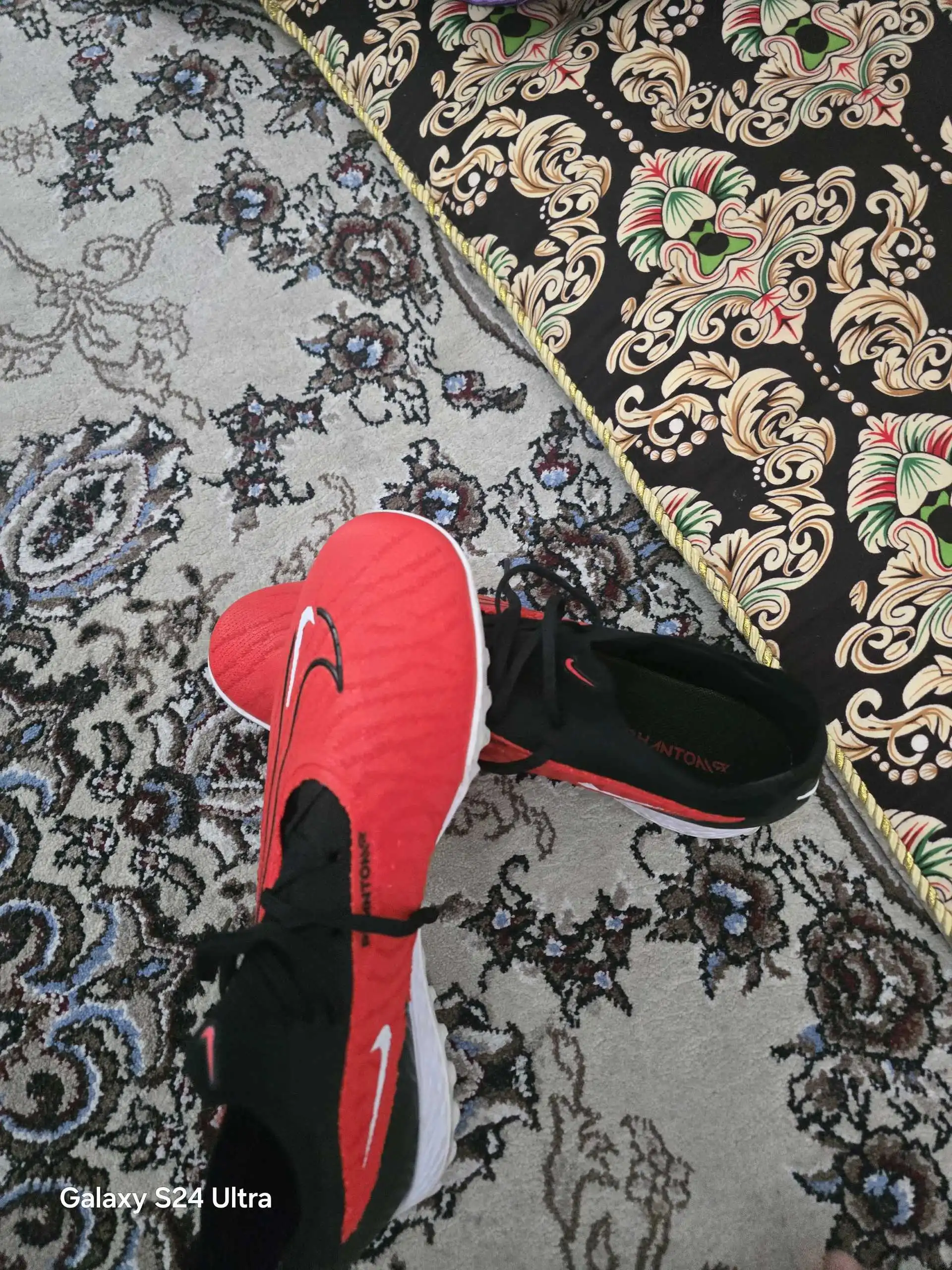 Бутсы Nike Phantom 