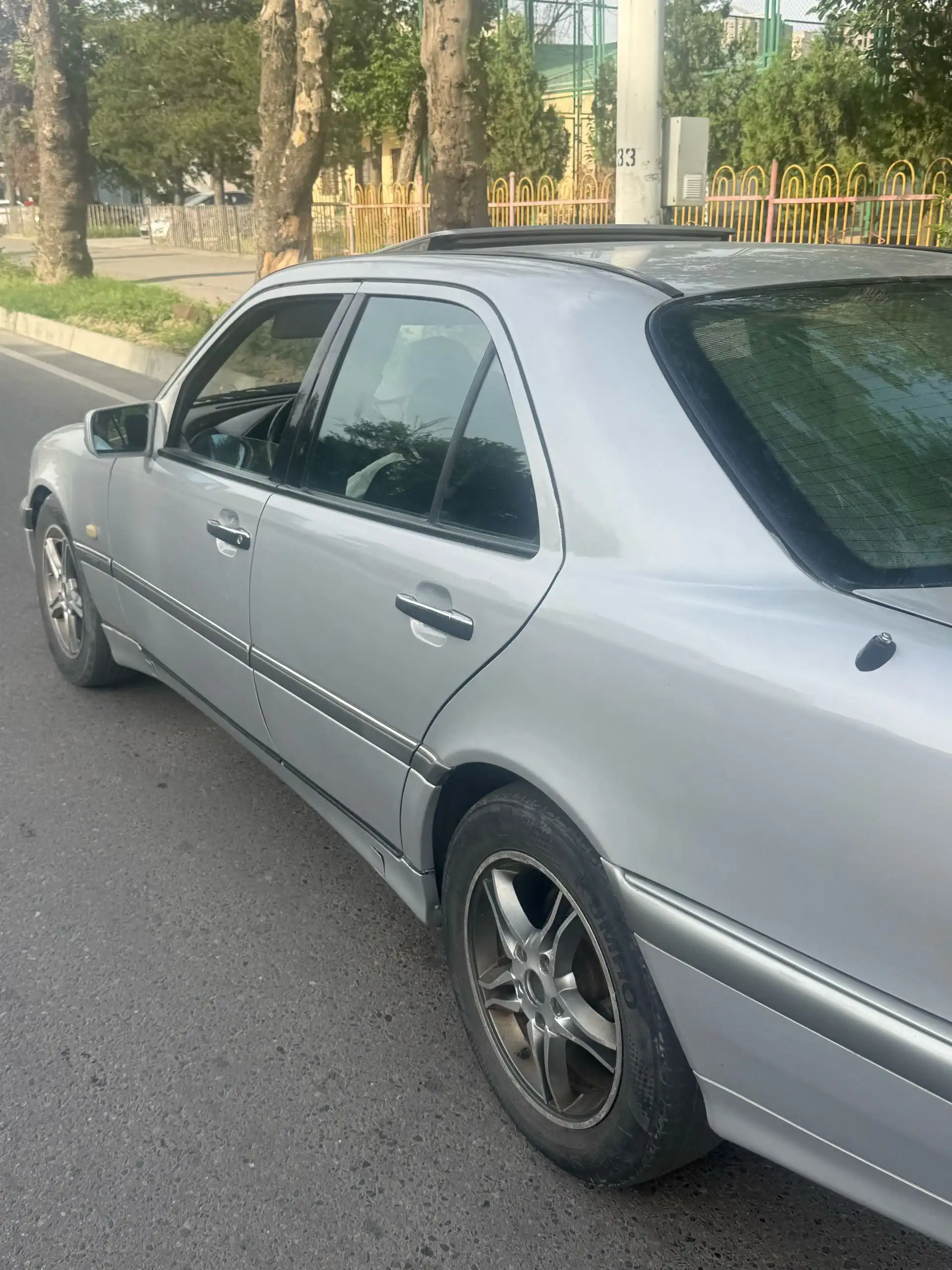 Mercedes-benz S class 1994