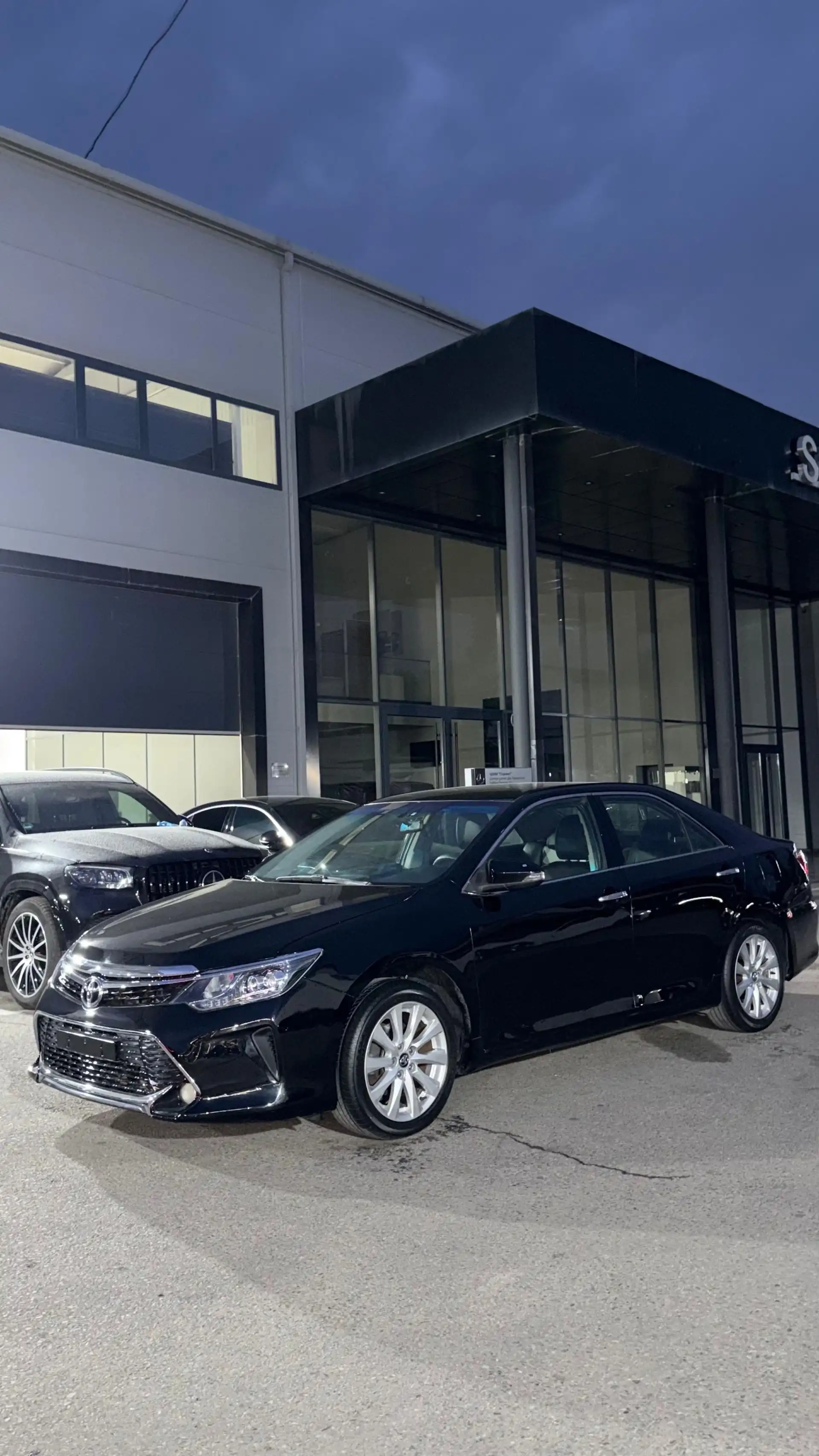 Toyota Camry 2016