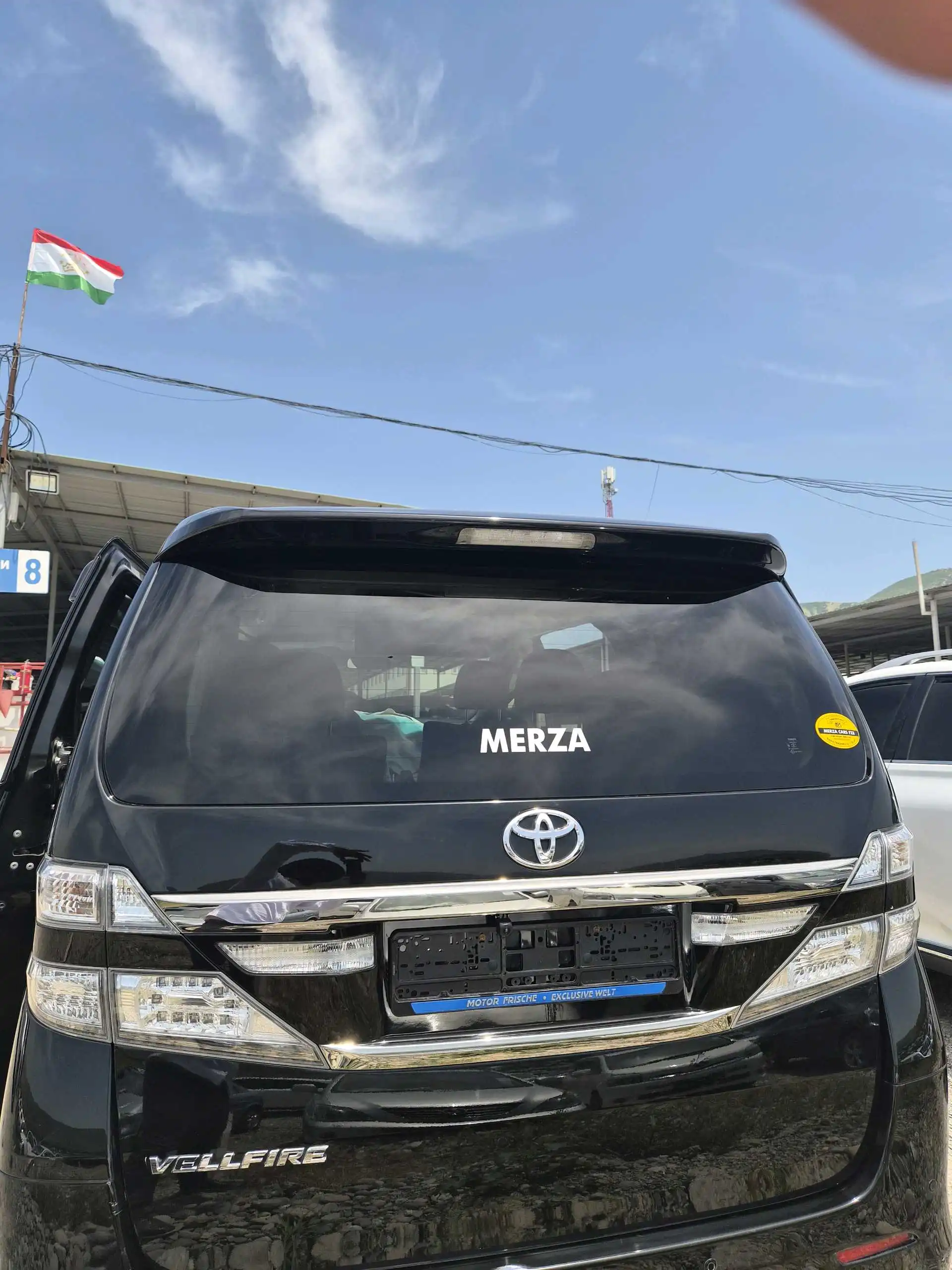 Toyota Vellfire 2014