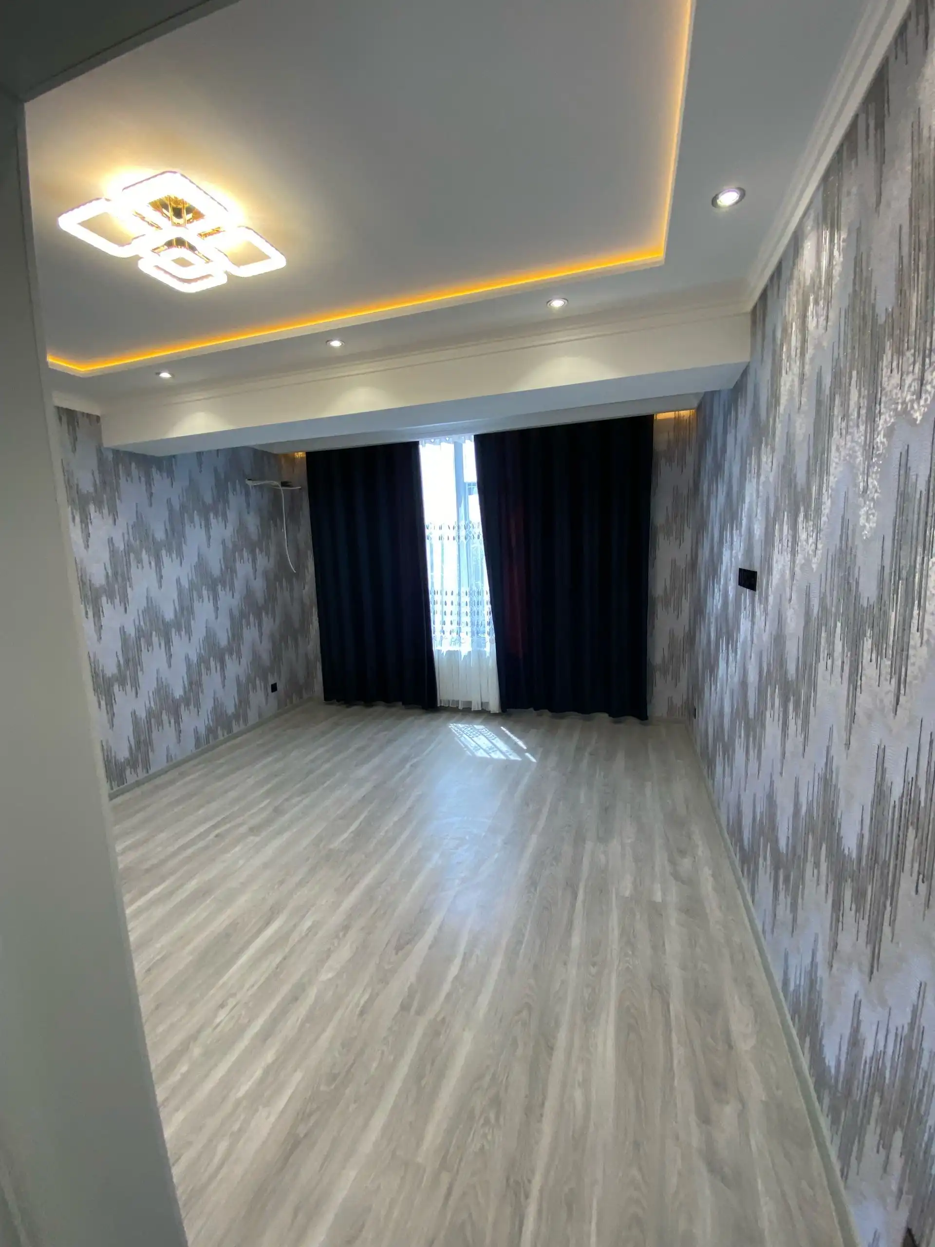 3-к квартира, 4 этаж, 75 м², Рудаки