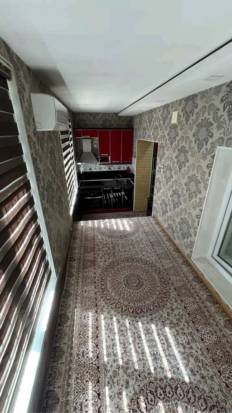 3-к квартира, 3 этаж, 80 м², Аэропорт