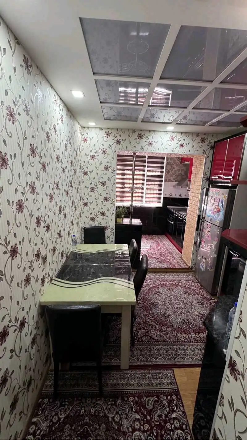 3-к квартира, 3 этаж, 80 м², Аэропорт