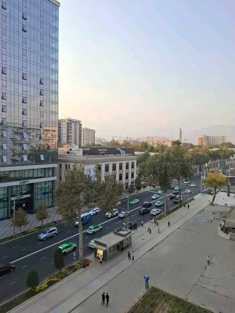 2-к квартира, 7 этаж, 60 м², Цум, доми Сегафредо