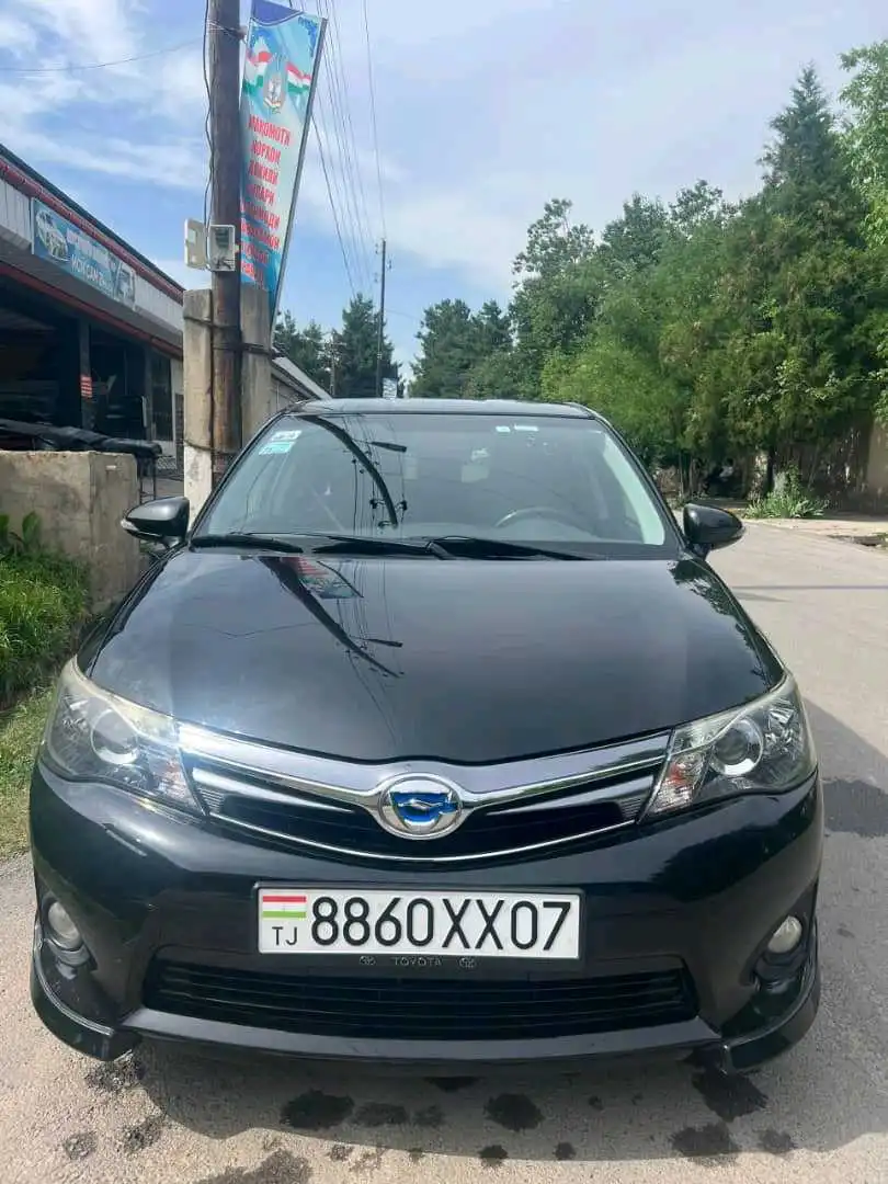 Toyota Fielder 2014